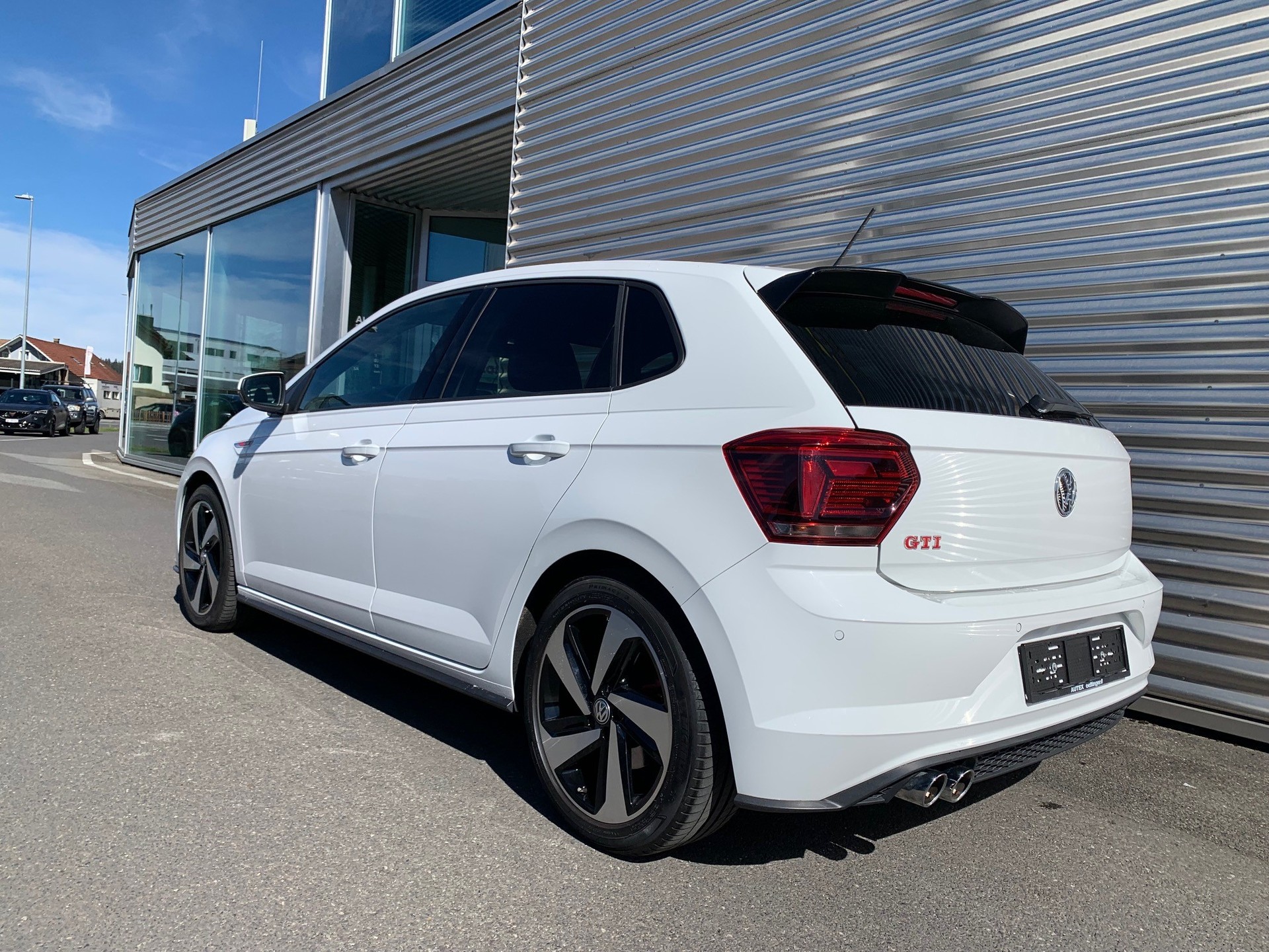 VW Polo 2.0 TSI GTI-image-3