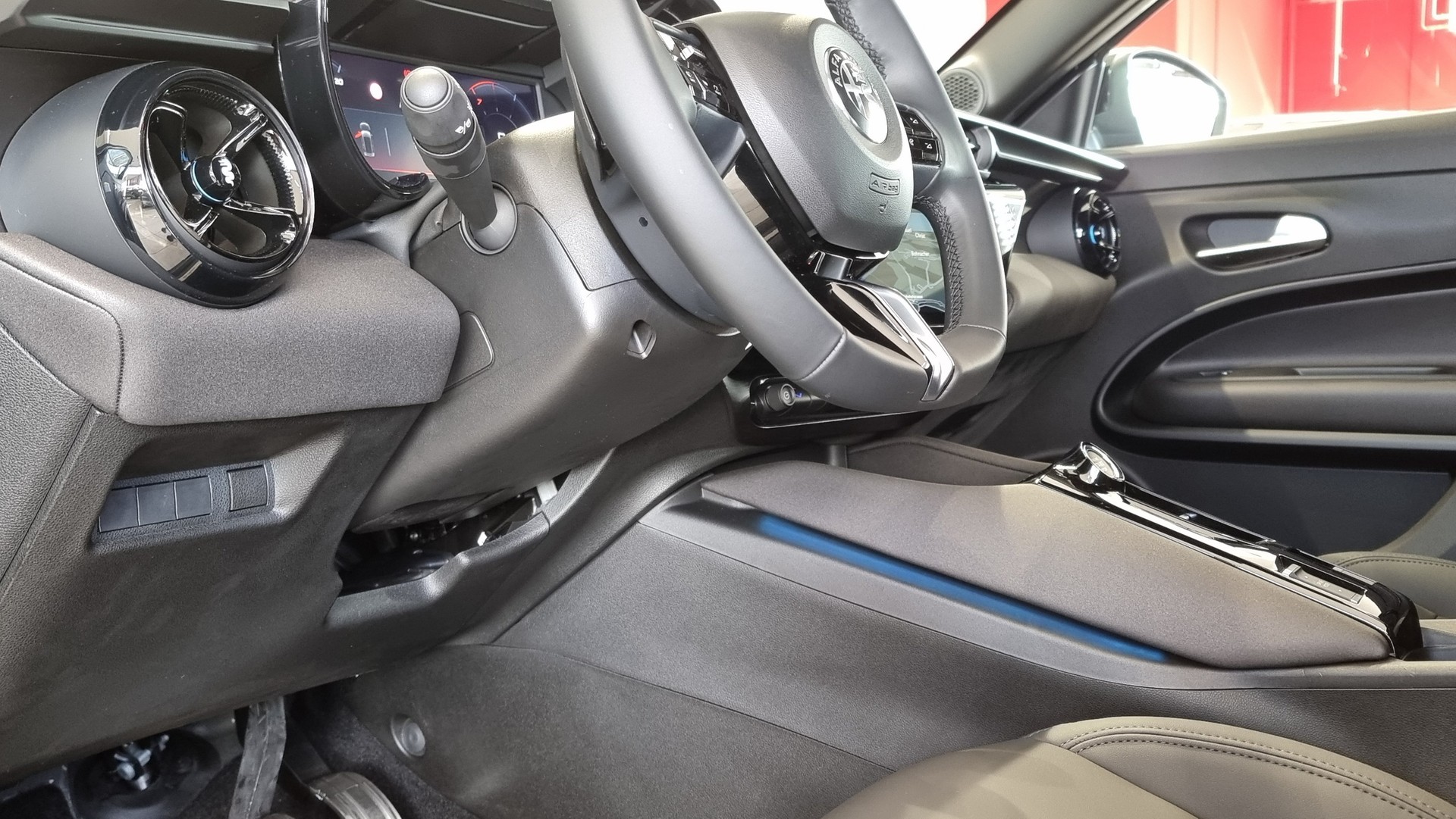 ALFA ROMEO Junior 1.2 Ibrida Speciale Pack Tech-image-13