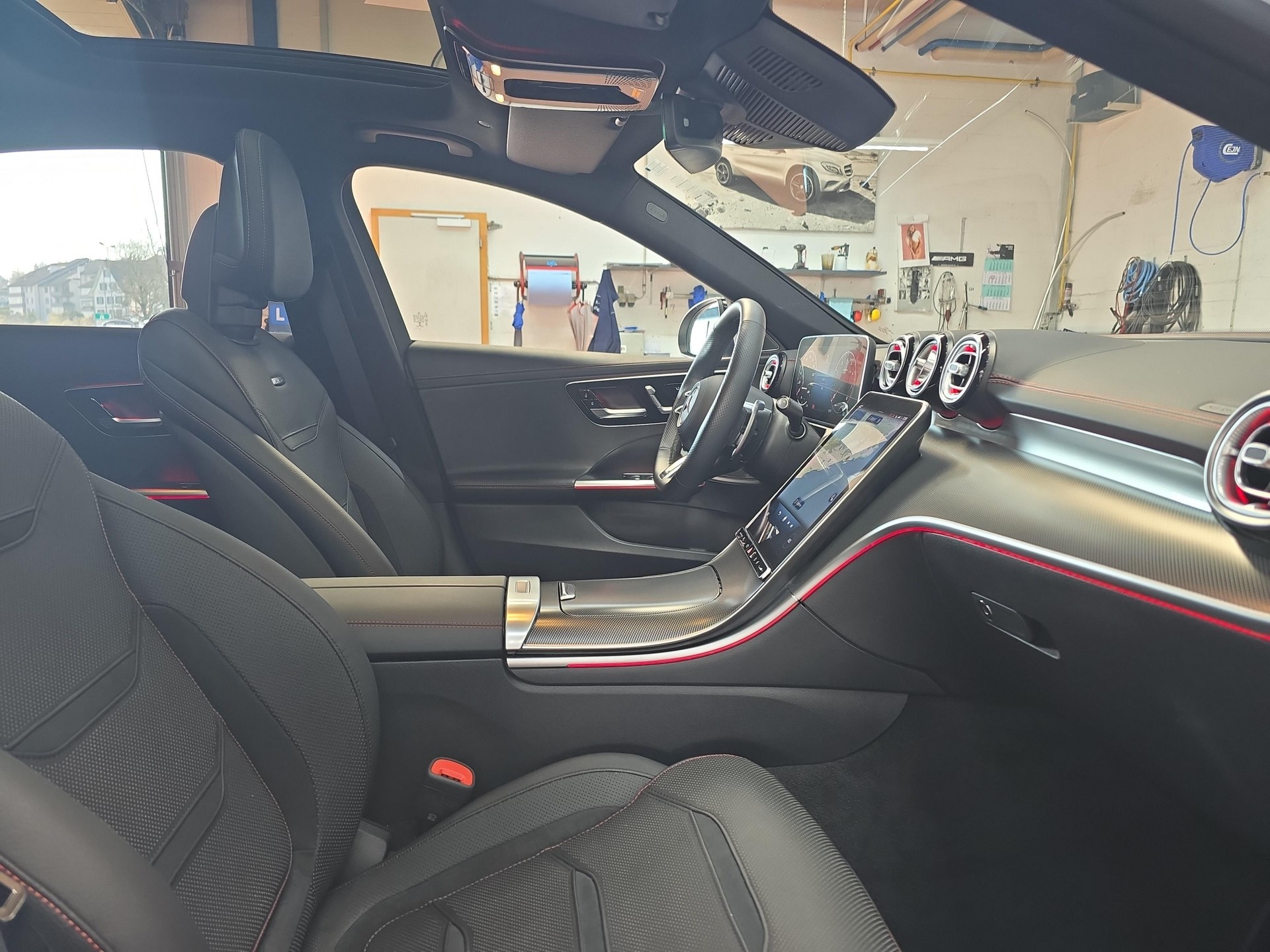 MERCEDES-BENZ C 43 AMG 4MATIC Limousine-image-6