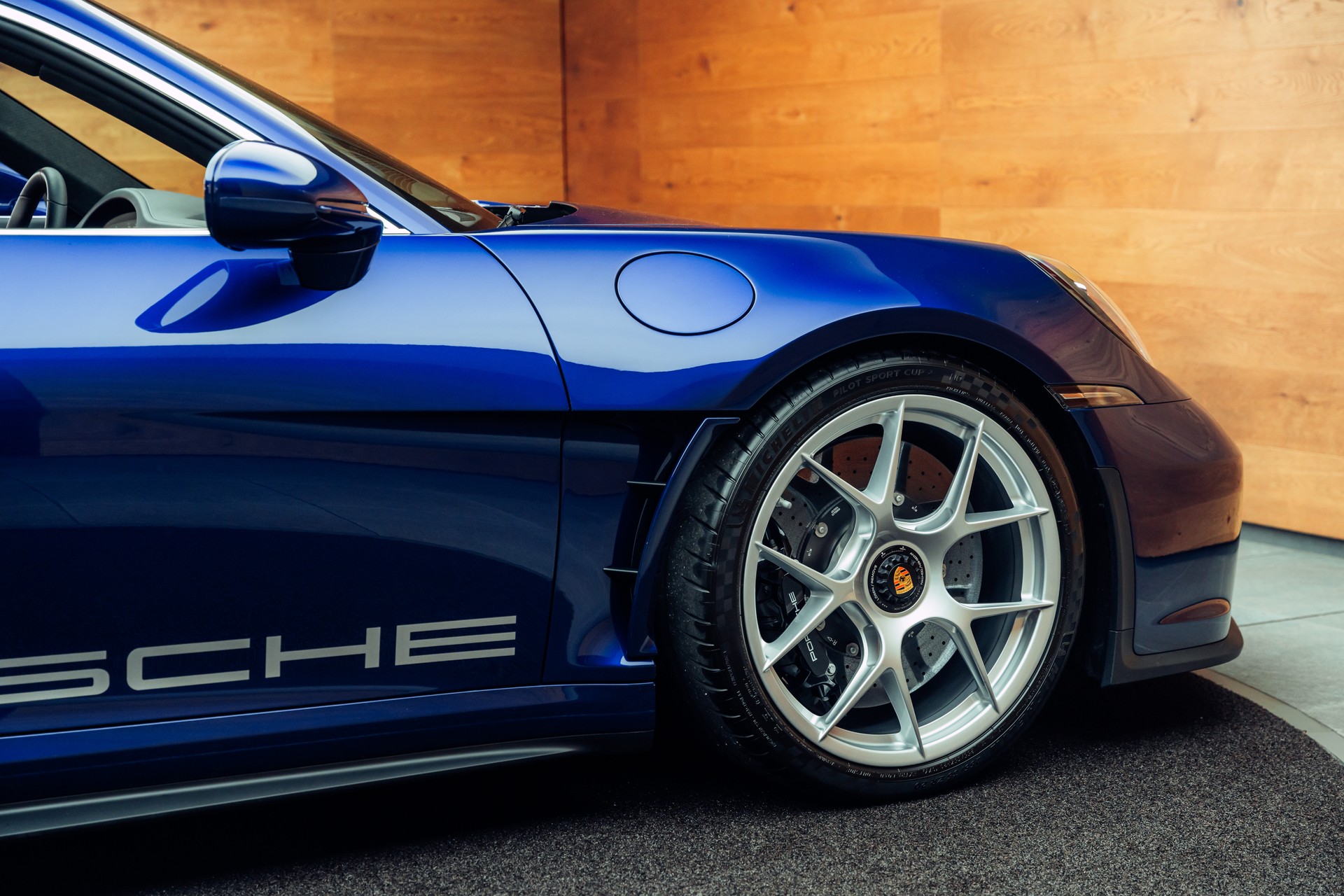 PORSCHE 911 S/T-image-28