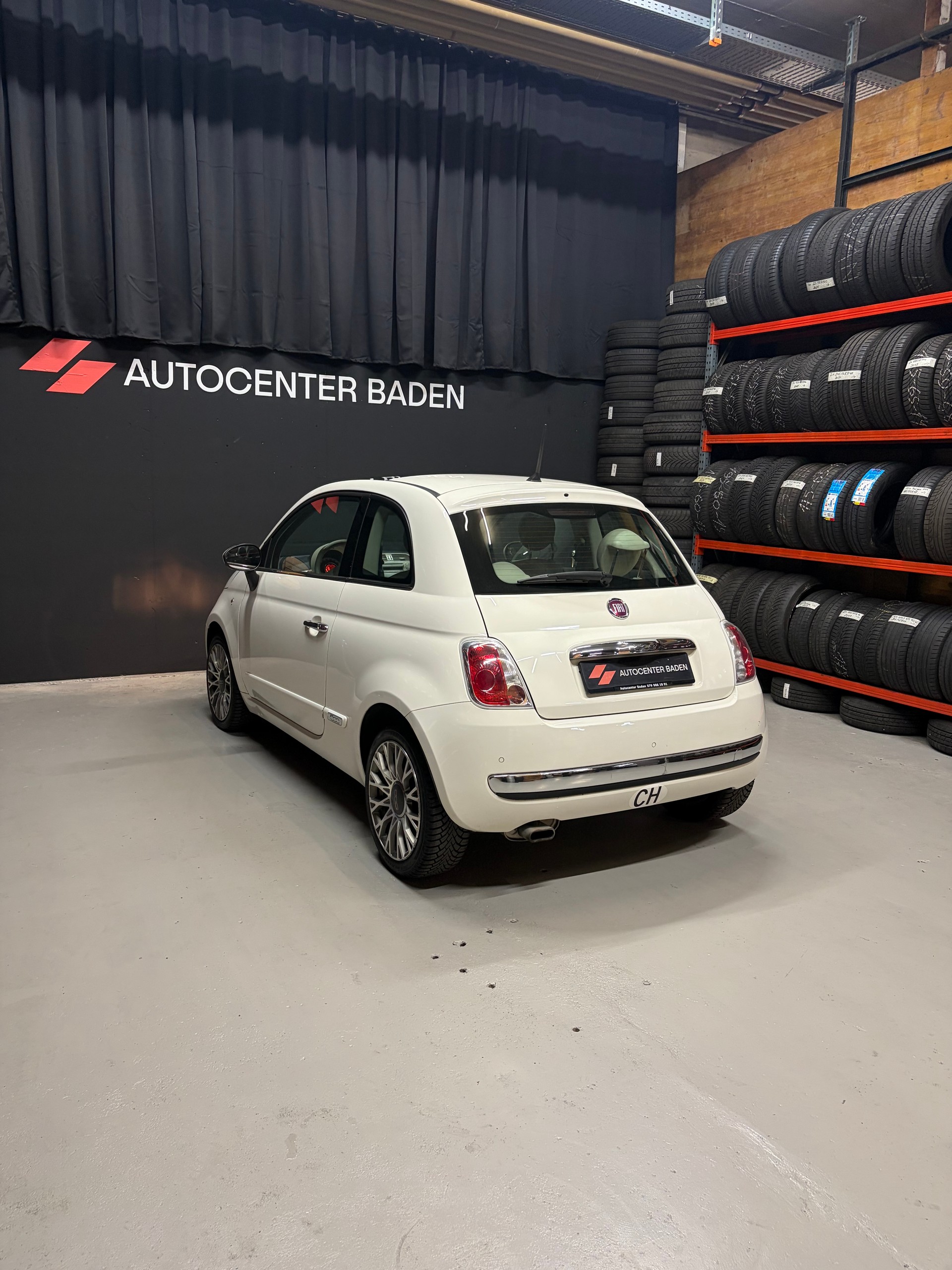 FIAT 500 1.2 Lounge Dualogic-image-4