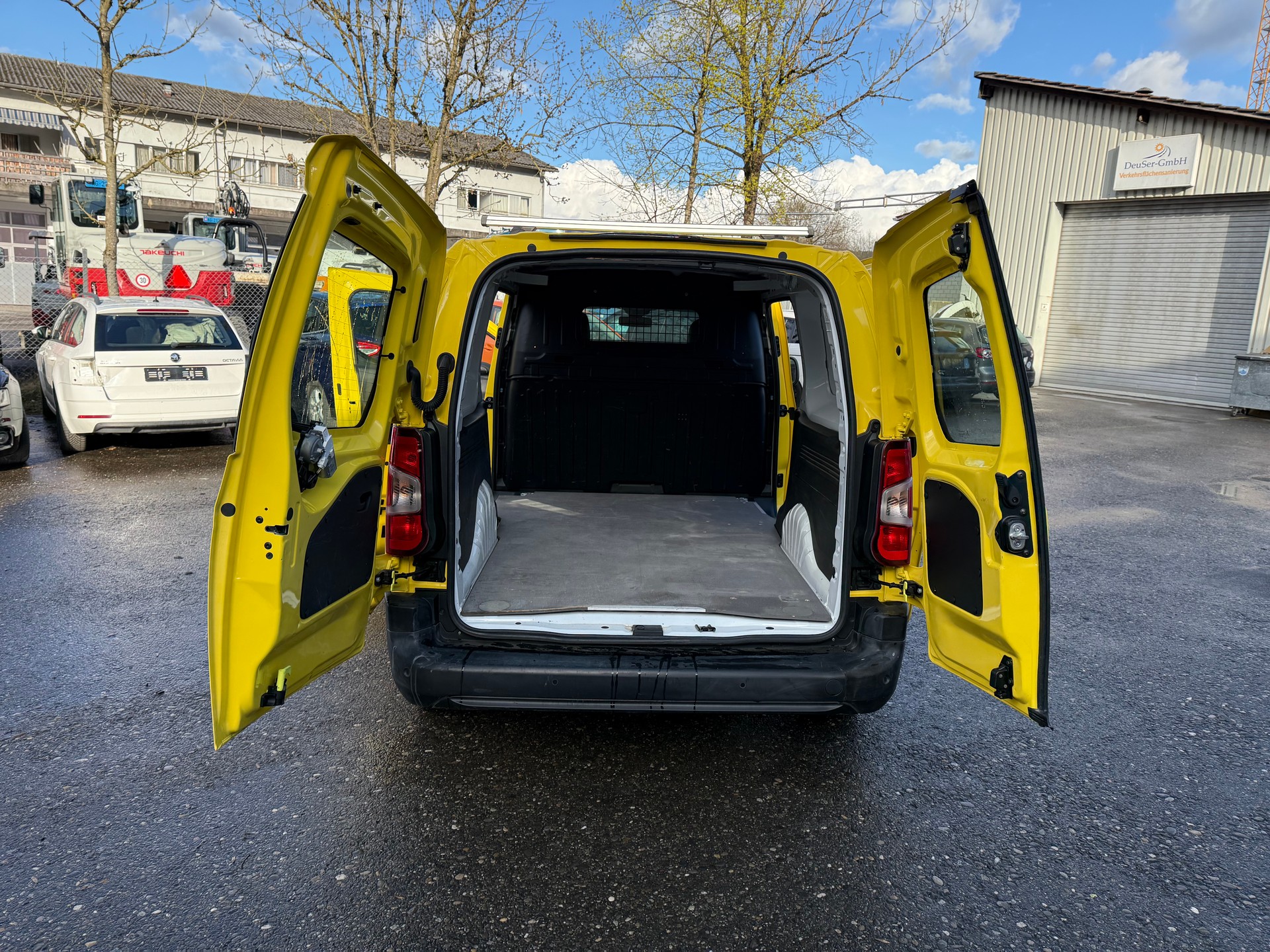 OPEL Combo 1.5 Cargo XL Dynamic s/s Erhöhte Nutzlast-image-9