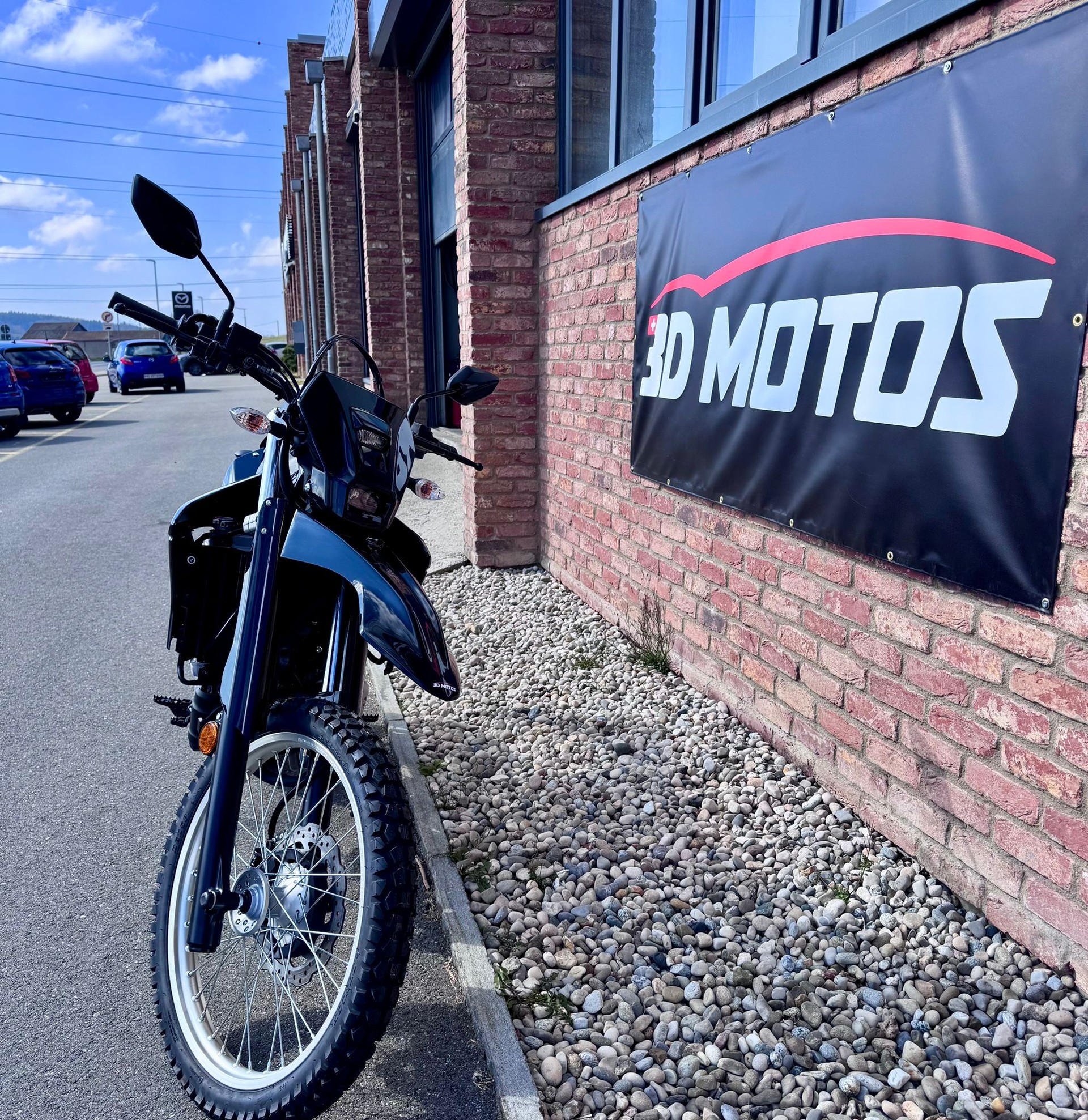 YAMAHA WR 125-showroom-element-3