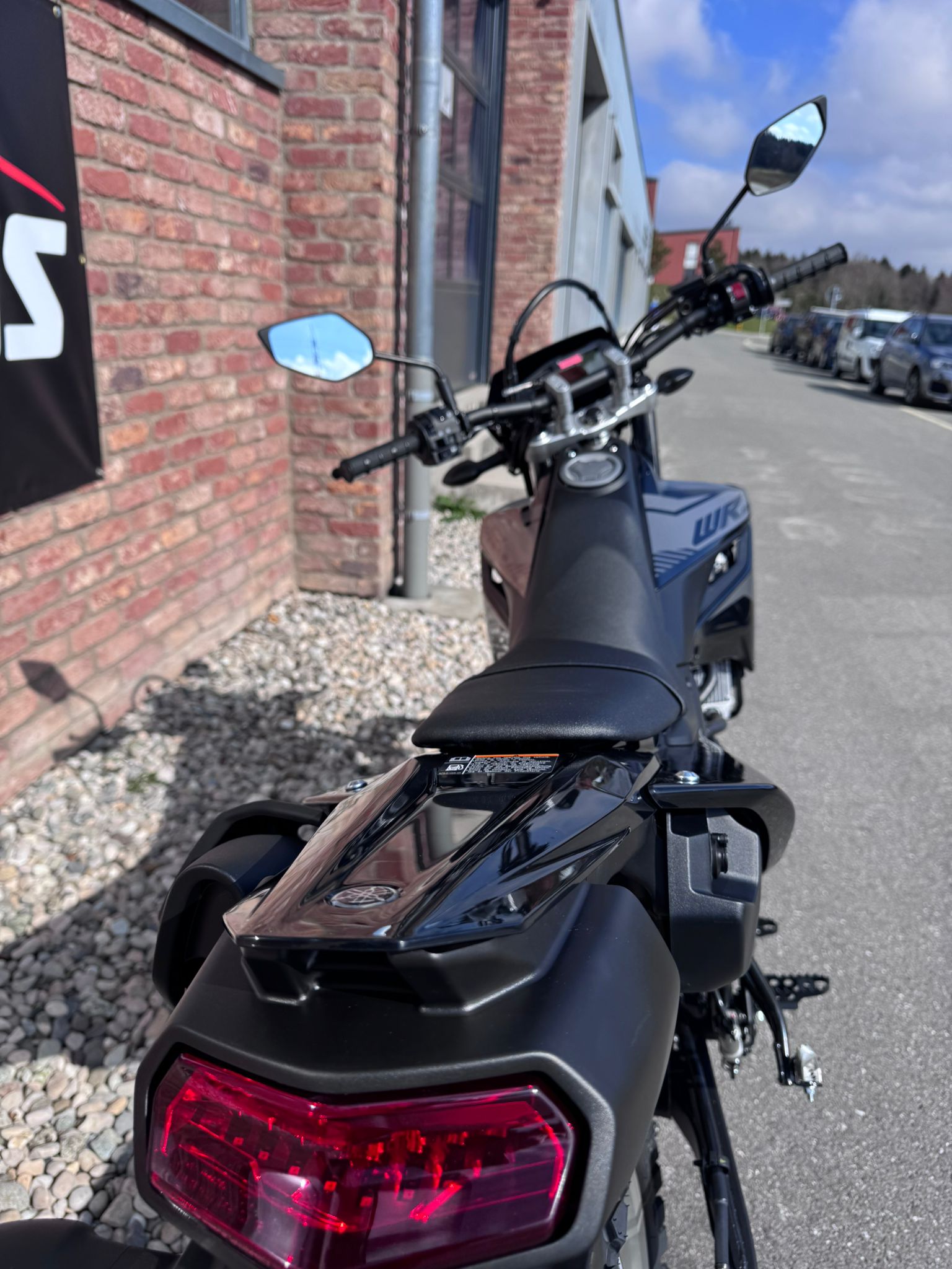 YAMAHA WR 125-image-4