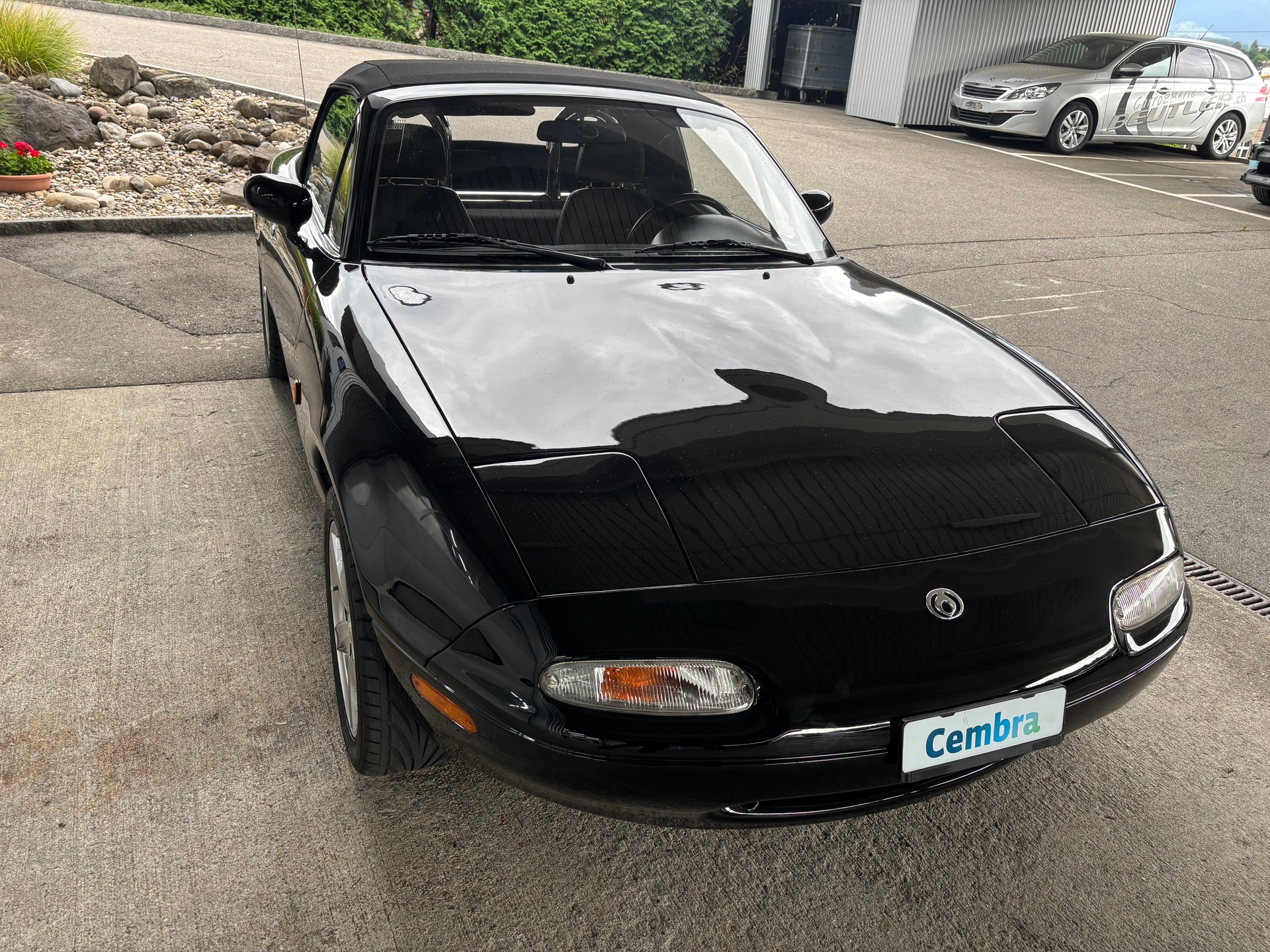 MAZDA MX-5-image-1