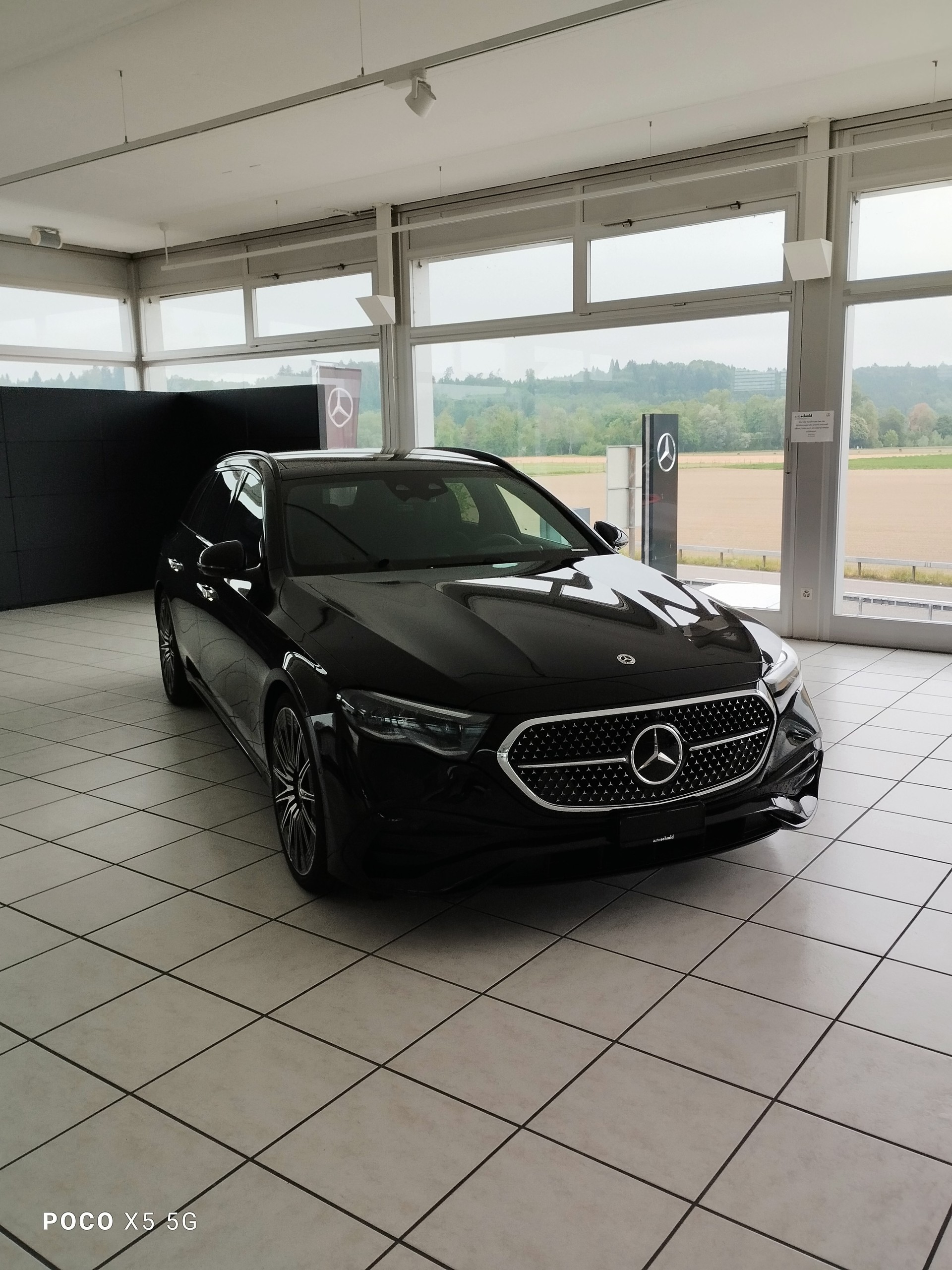 MERCEDES-BENZ E 450 T 4Matic-image-1