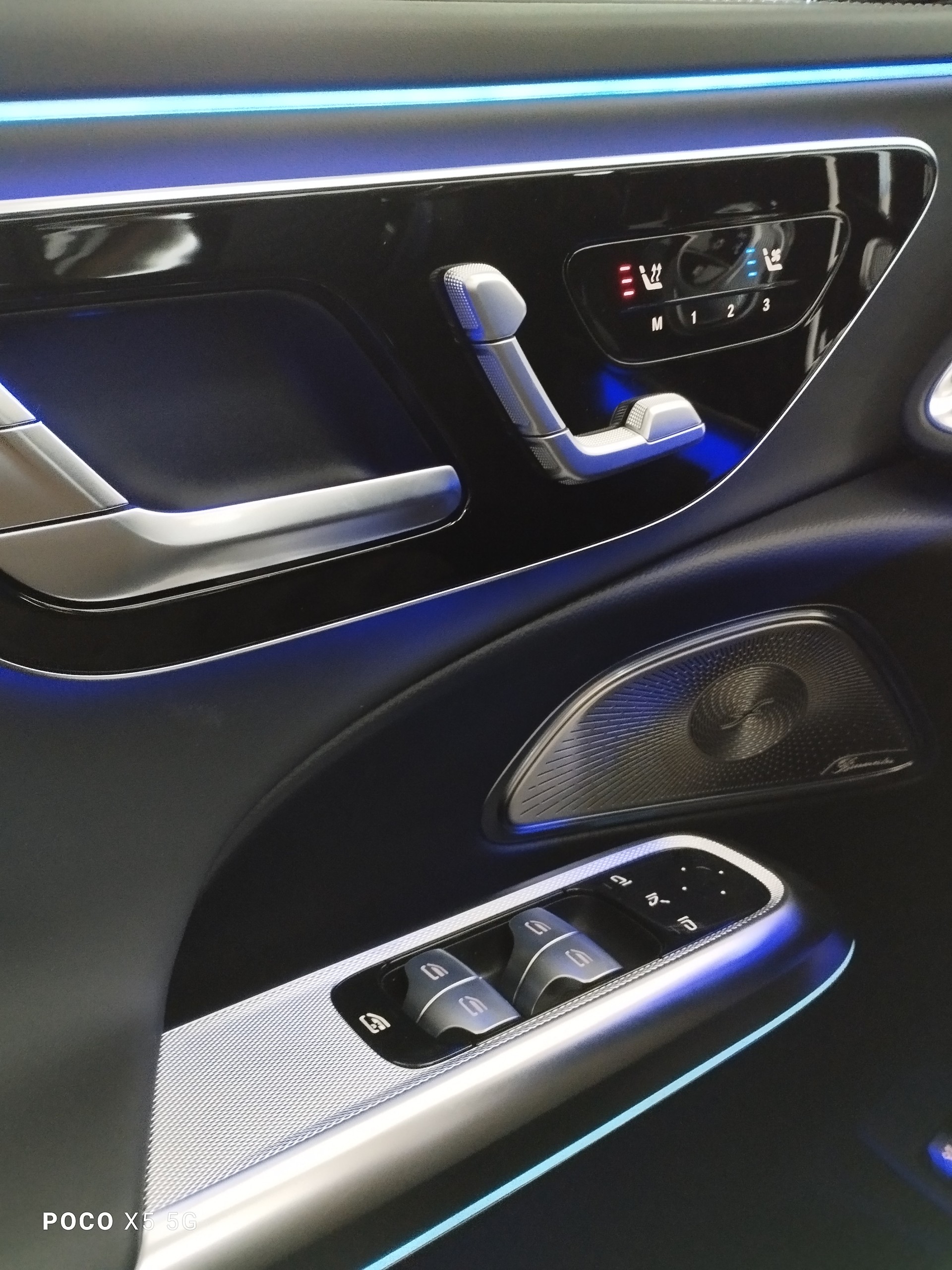 MERCEDES-BENZ E 450 T 4Matic-image-6