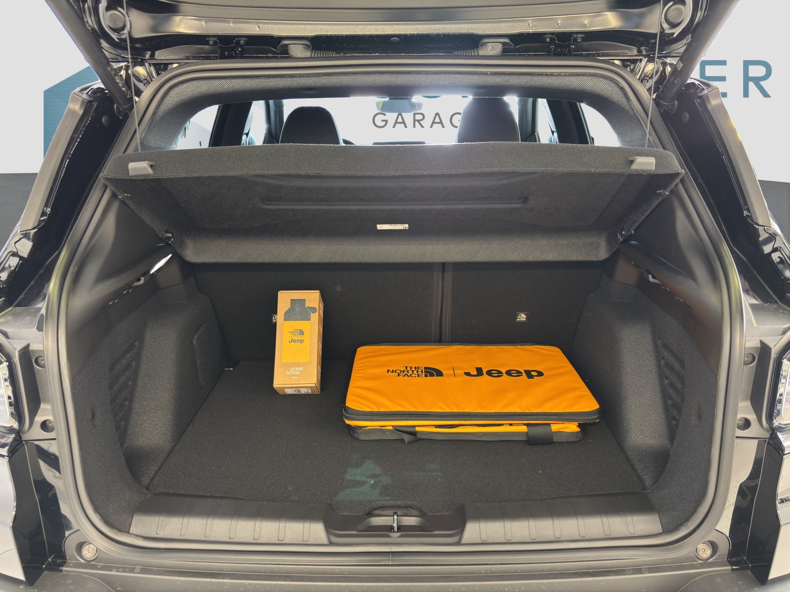 JEEP AVENGER 1.2 MHEV The North-image-6