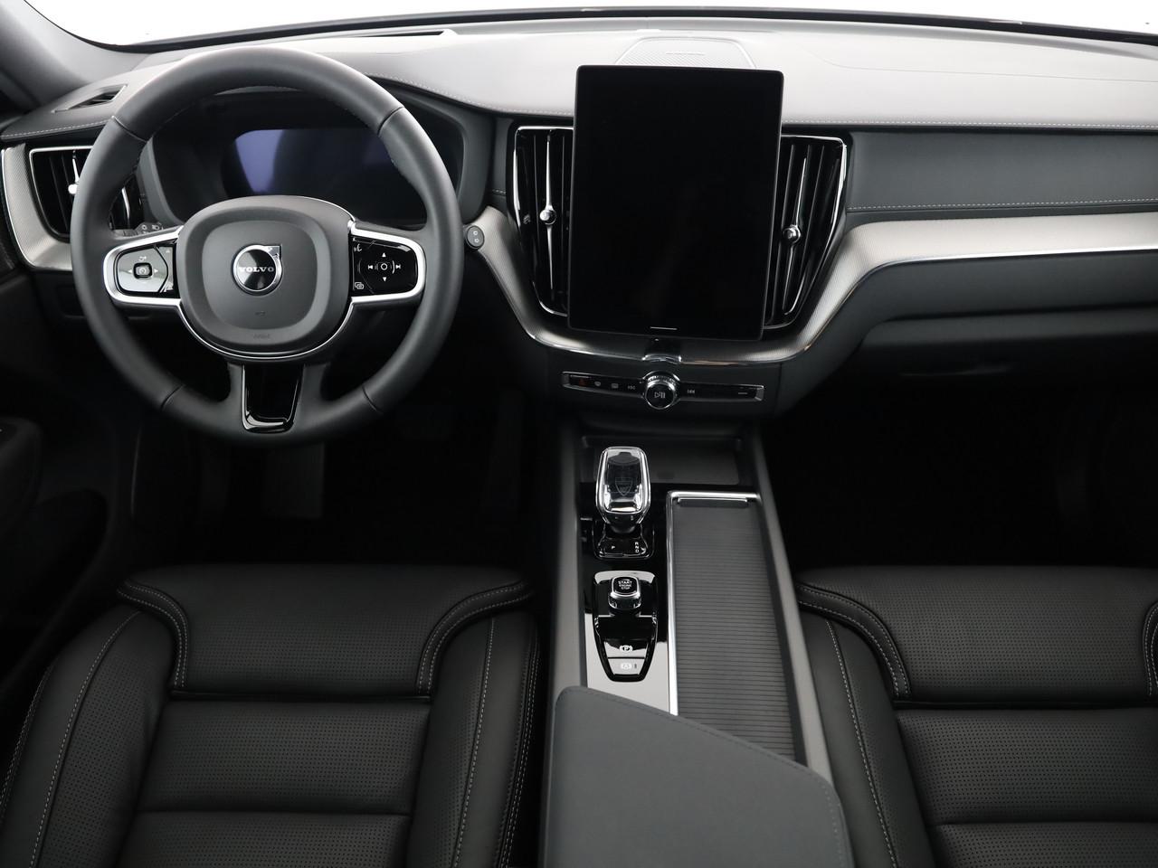 VOLVO XC60 2.0 T8 TE Black Edition eAWD-image-16
