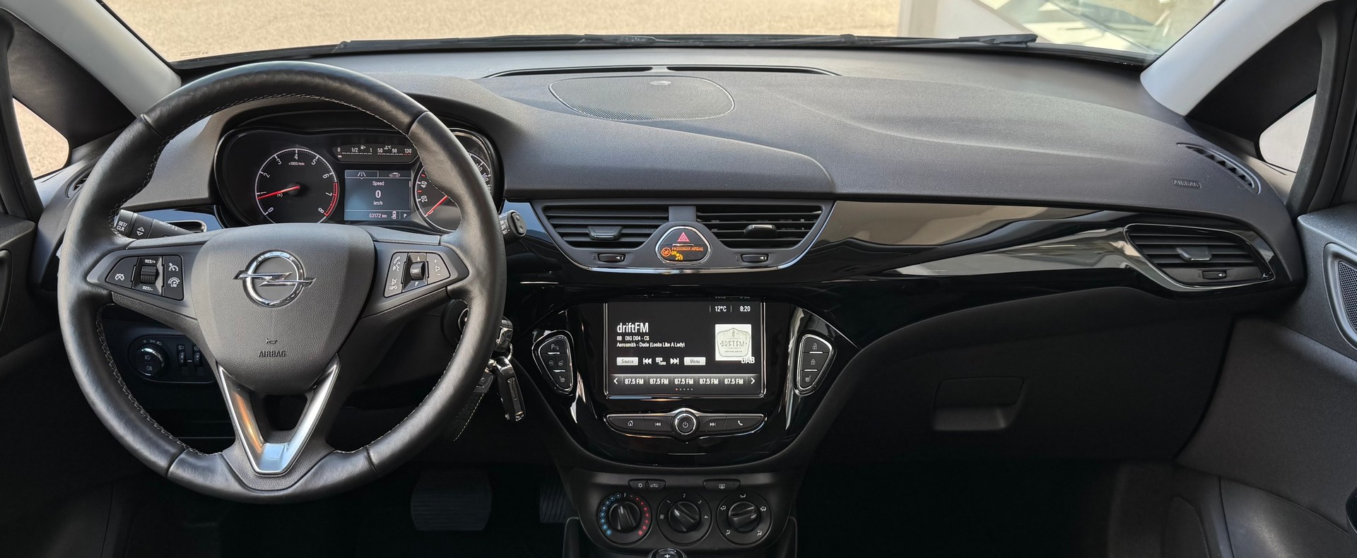 OPEL Corsa 1.4 EcoTec 120 Years Edition-image-10