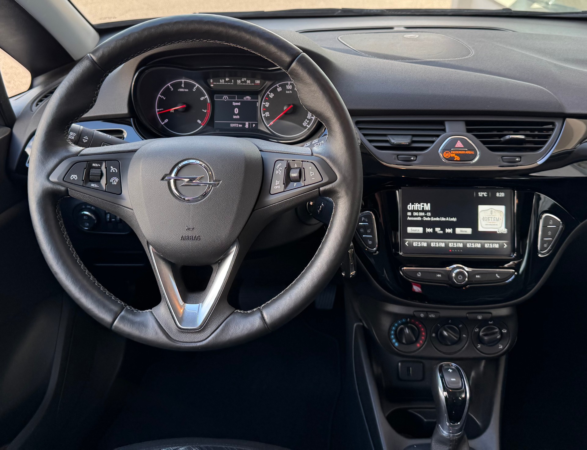 OPEL Corsa 1.4 EcoTec 120 Years Edition-image-11