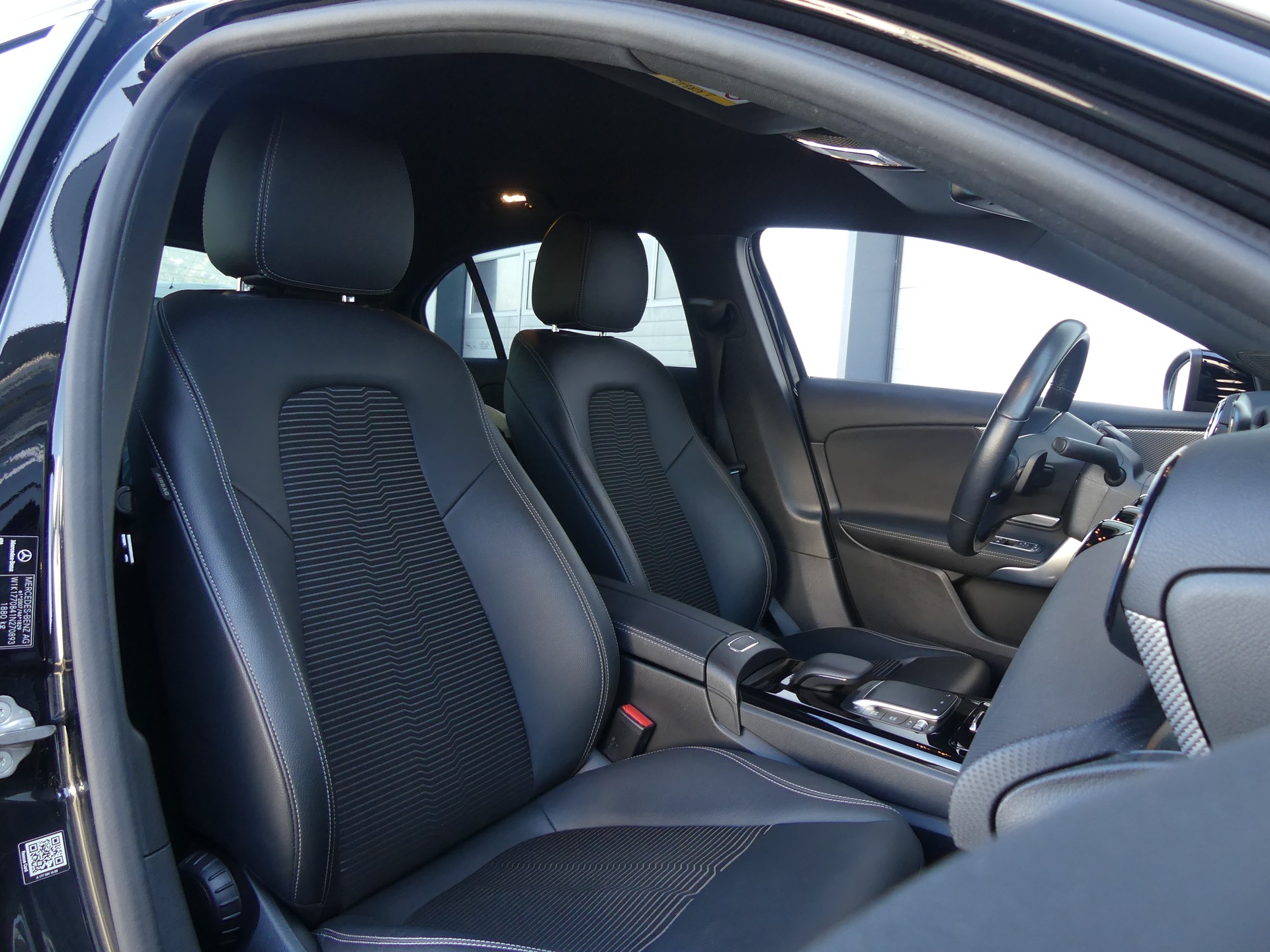 MERCEDES-BENZ A 180 Night Star-image-5