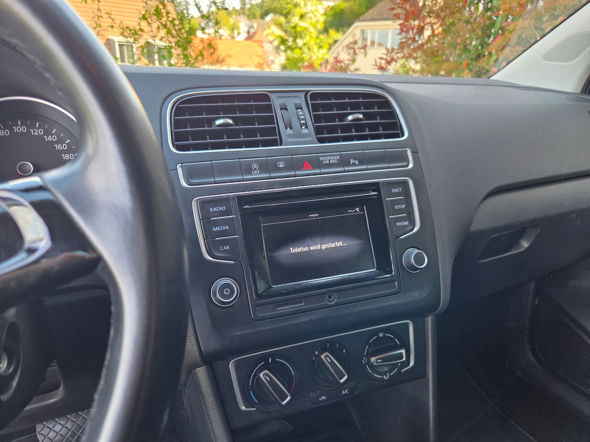 VW Polo 1.2 TSI BMT Comfortline DSG-image-2