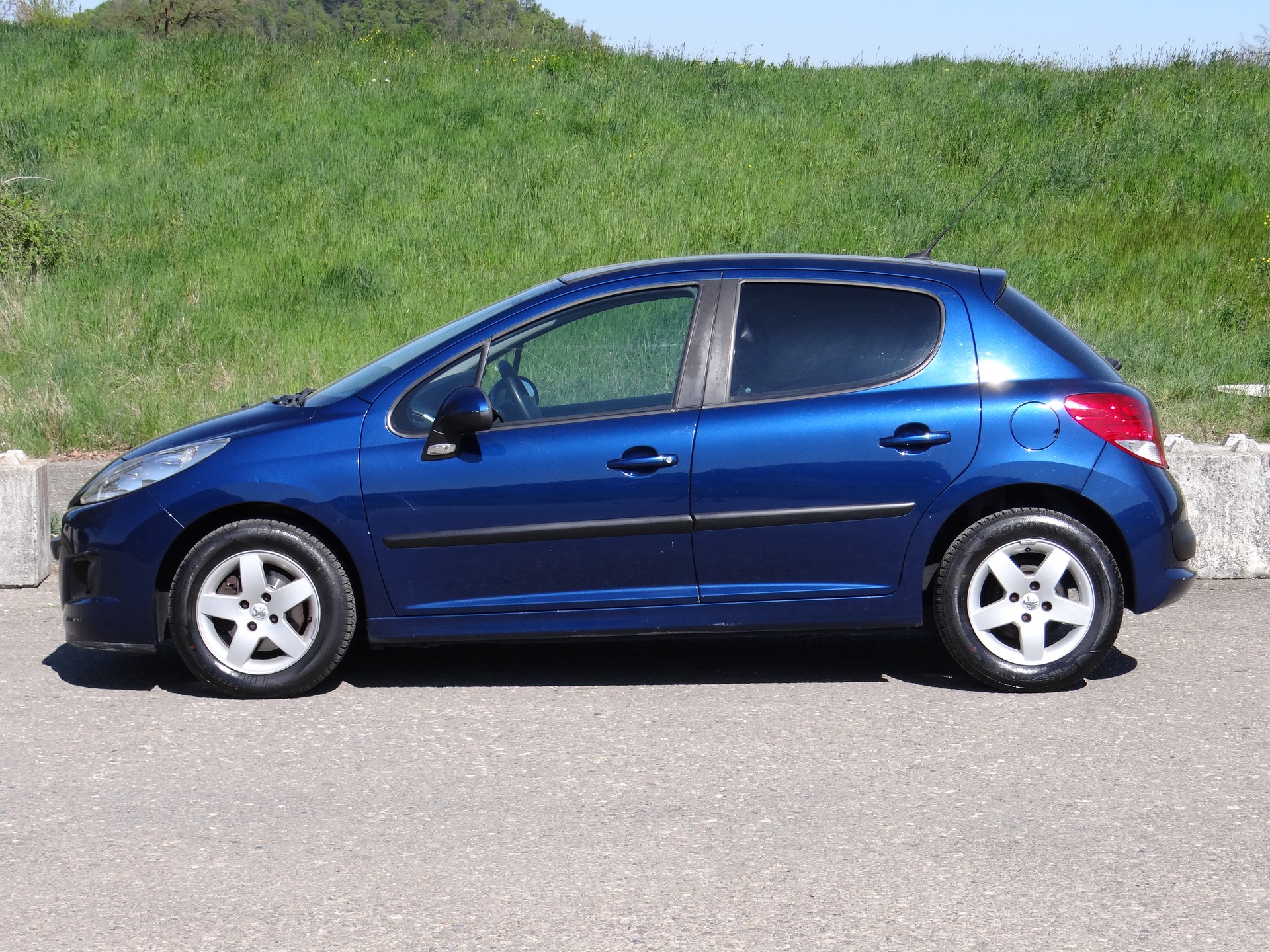 PEUGEOT 207 1.4 16V Trendy Clim