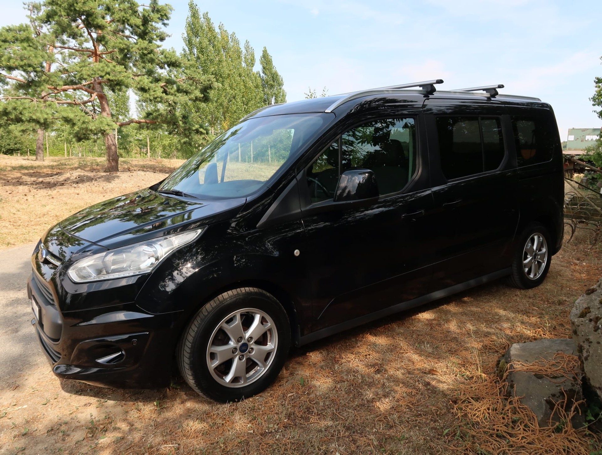FORD Grand Tourneo Connect 7Platz 1.5 EcoBlue Titanium-showroom-element-3