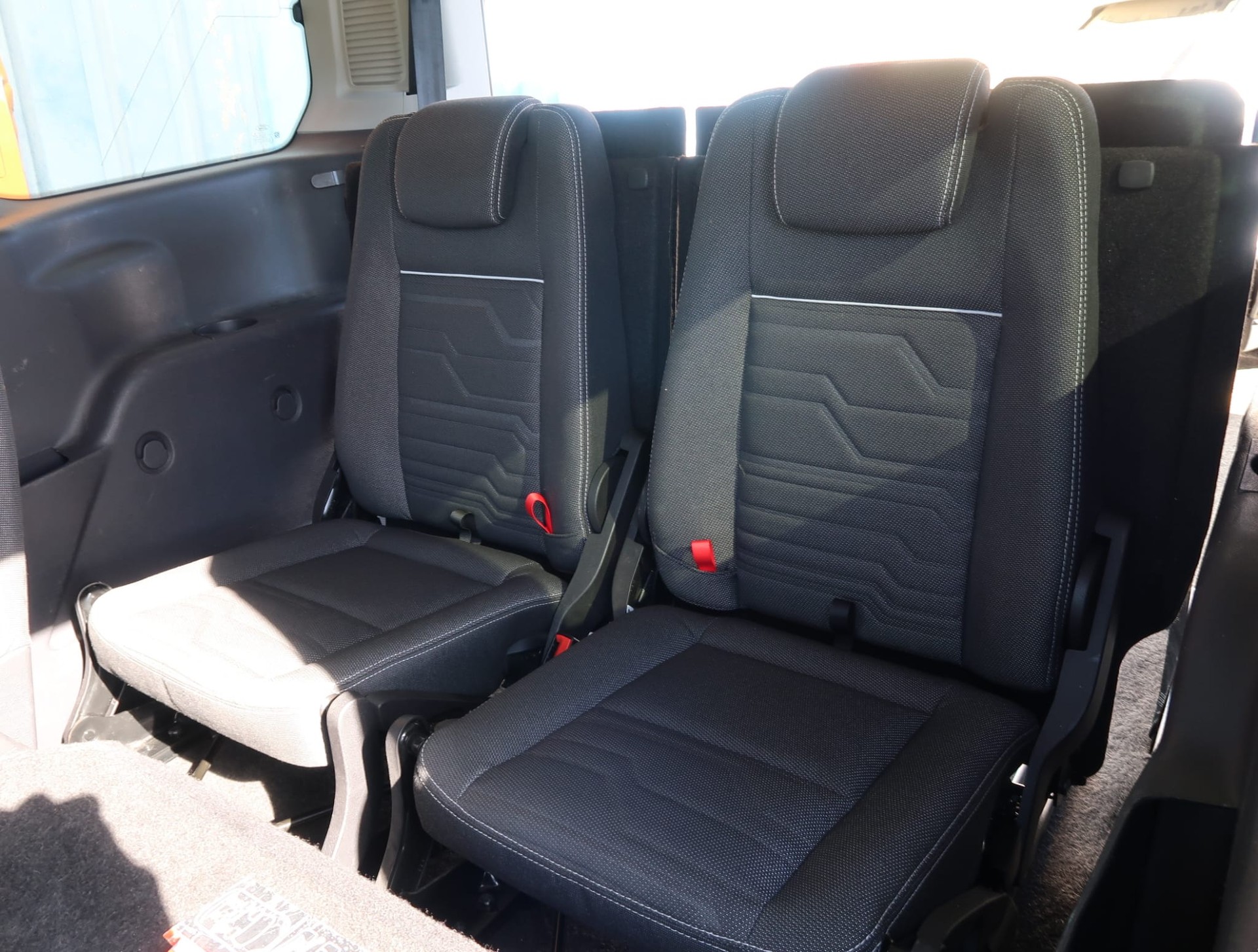 FORD Grand Tourneo Connect 7Platz 1.5 EcoBlue Titanium-image-7