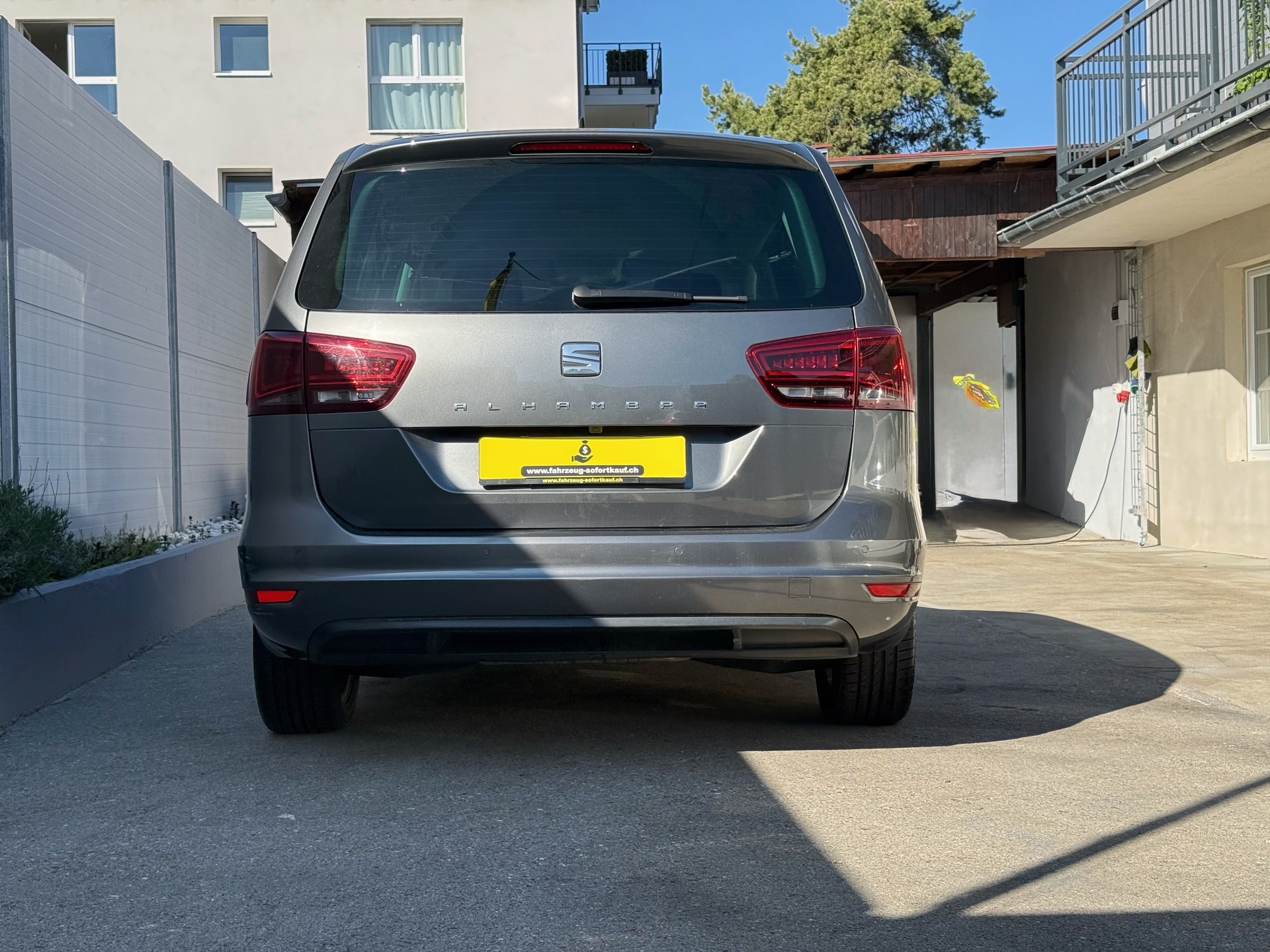 SEAT Alhambra 2.0 TDI Style Advanced DSG 7Plätze – Frisch MFK / Service / Zahnriemen neu-image-3