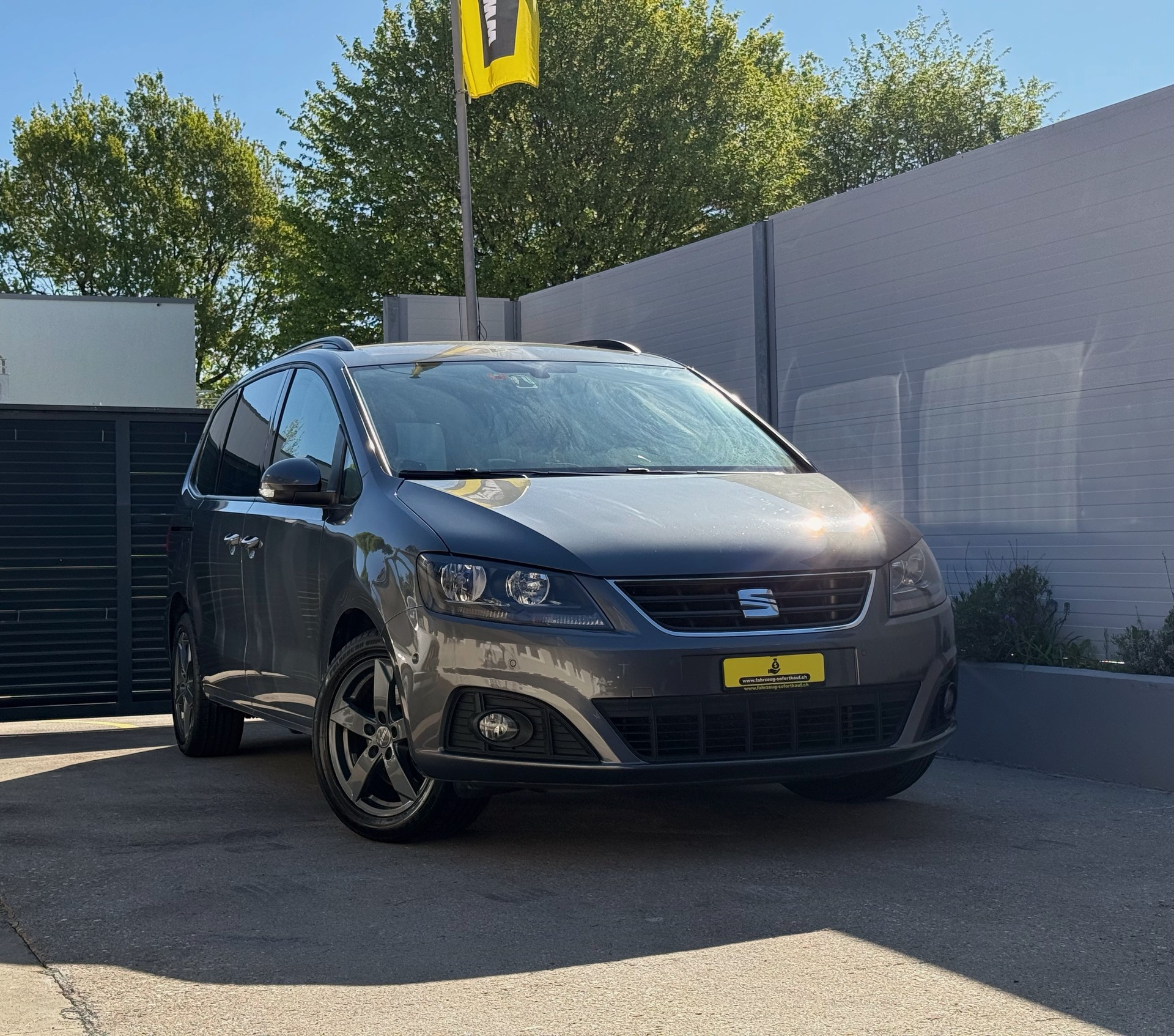 SEAT Alhambra 2.0 TDI Style Advanced DSG 7Plätze – Frisch MFK / Service / Zahnriemen neu-image-0