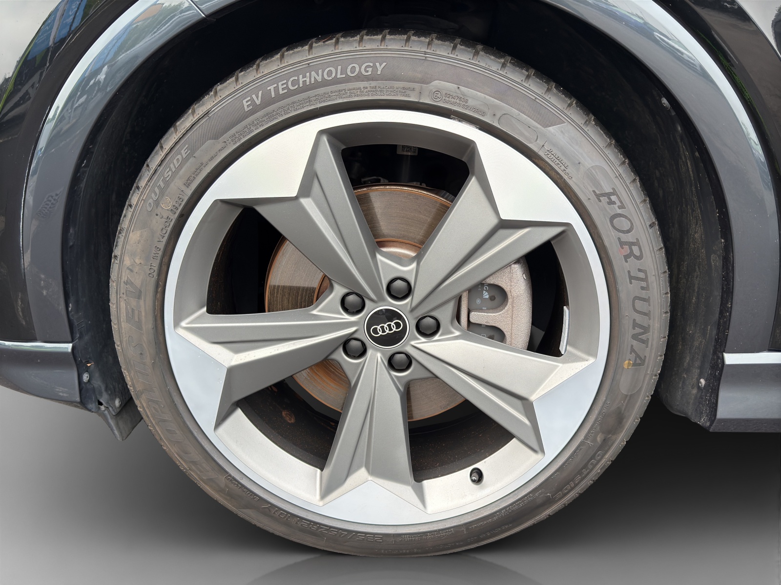 AUDI Q4 Sportback e-tron 50 quattro-image-14