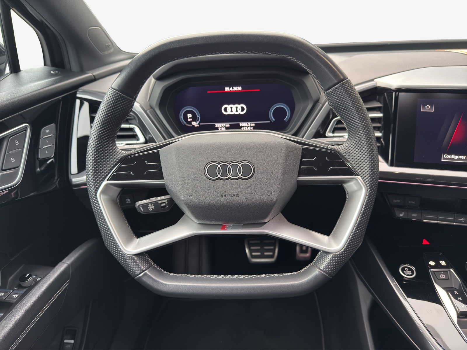 AUDI Q4 Sportback e-tron 50 quattro-image-10