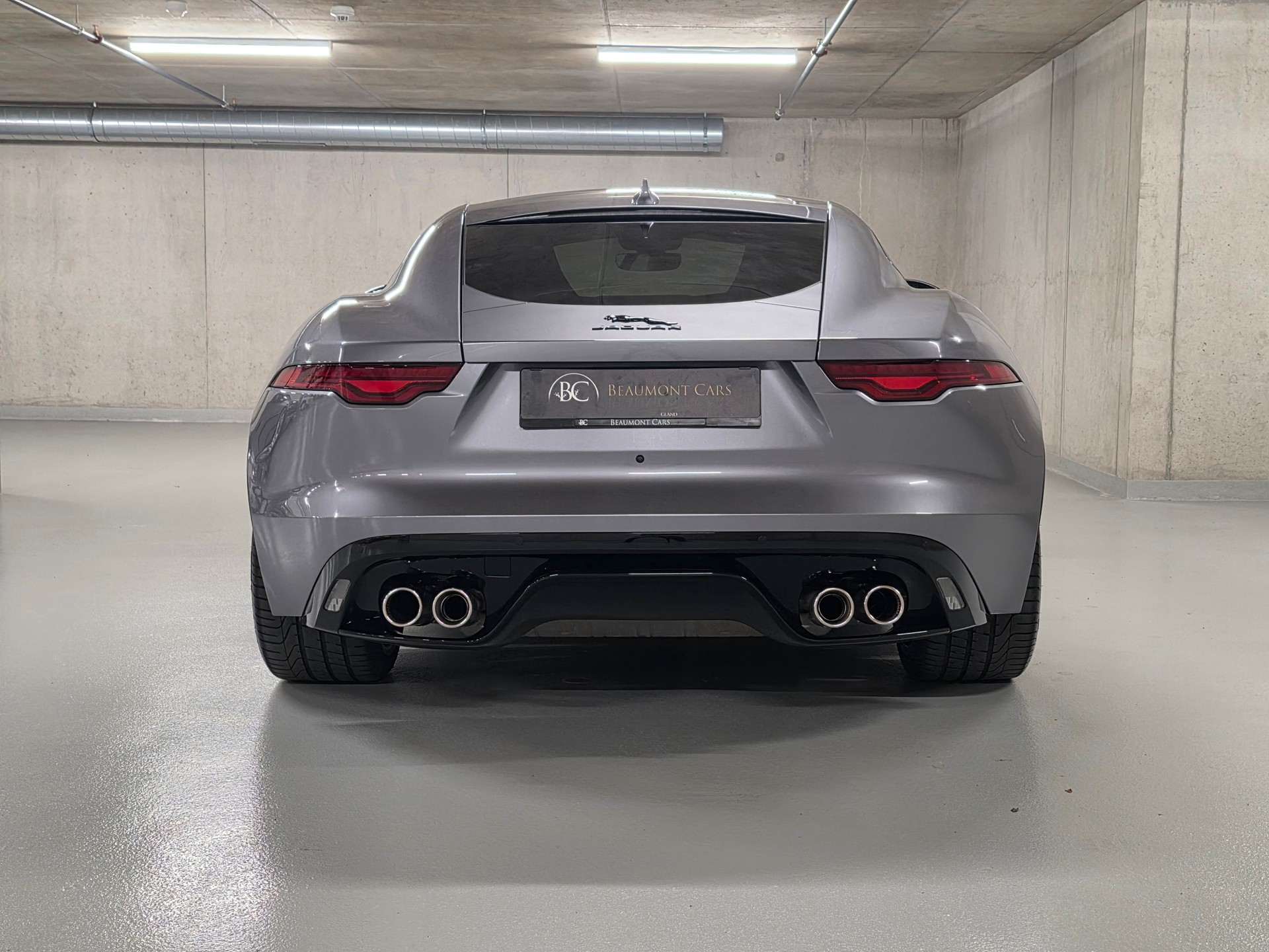 JAGUAR F-Type Coupé 5.0 V8 R-Dynamic Automatik AWD-image-16