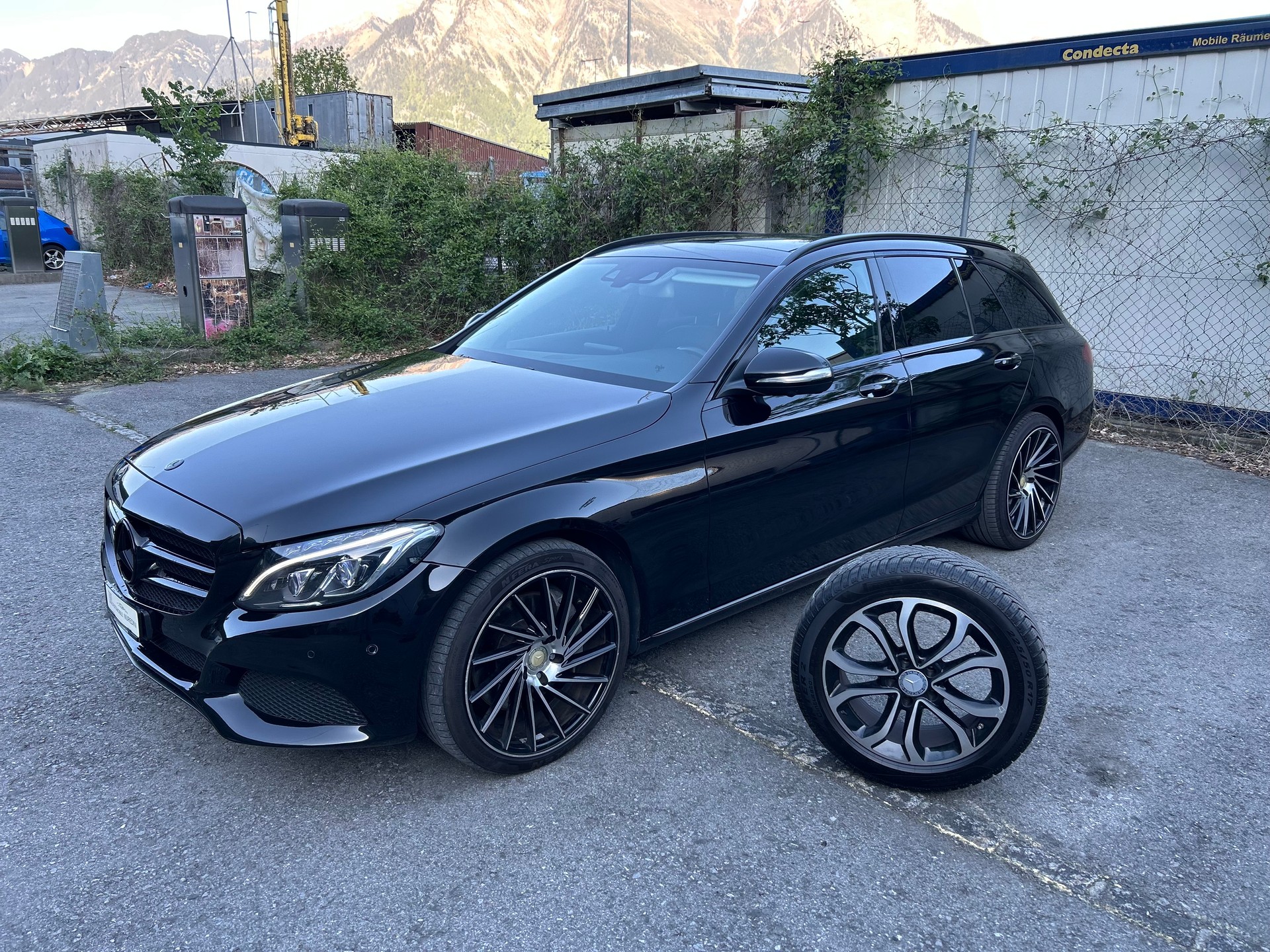 MERCEDES-BENZ C 400 Avantgarde 4Matic 7G-Tronic