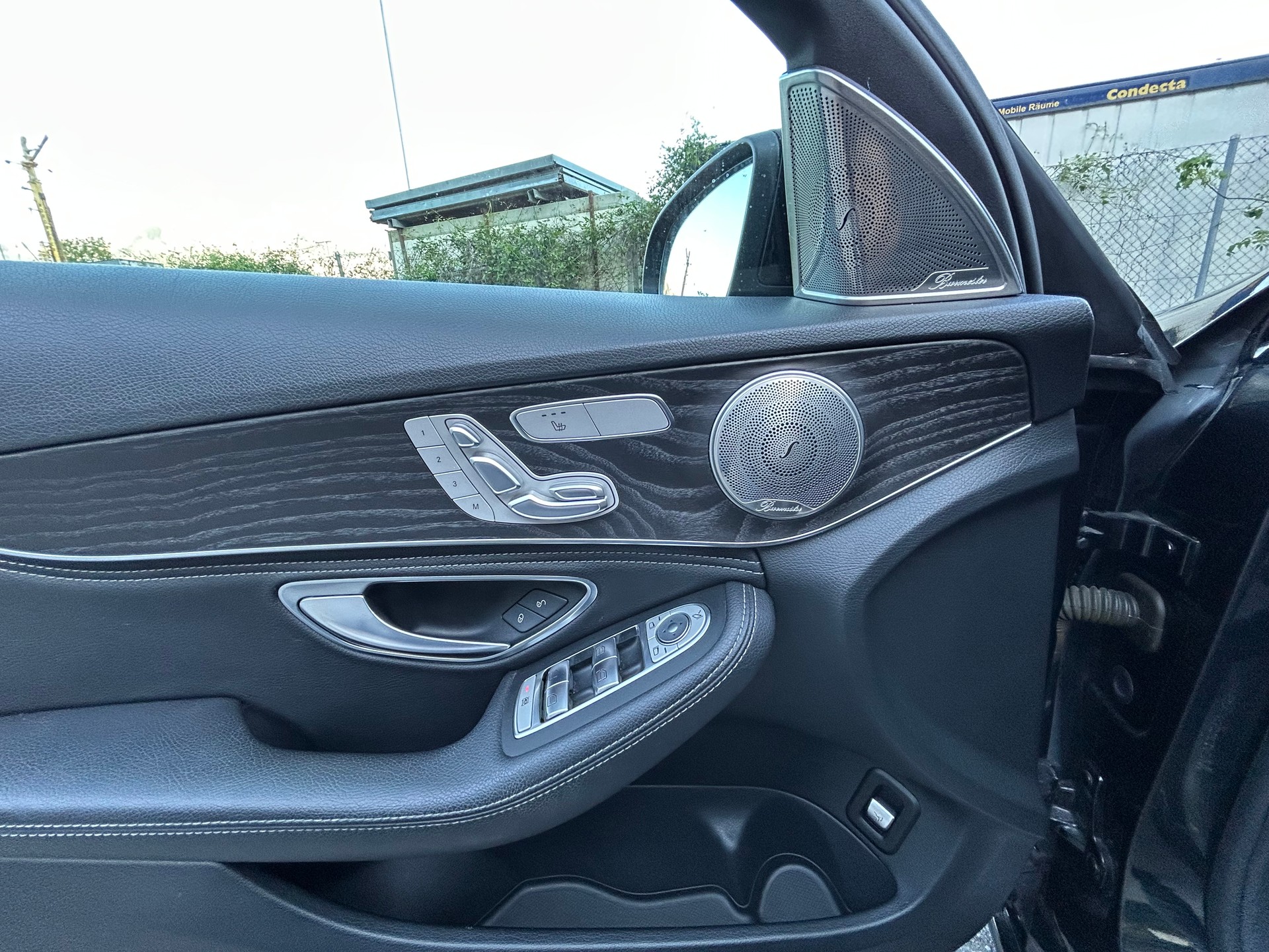 MERCEDES-BENZ C 400 Avantgarde 4Matic 7G-Tronic-image-11