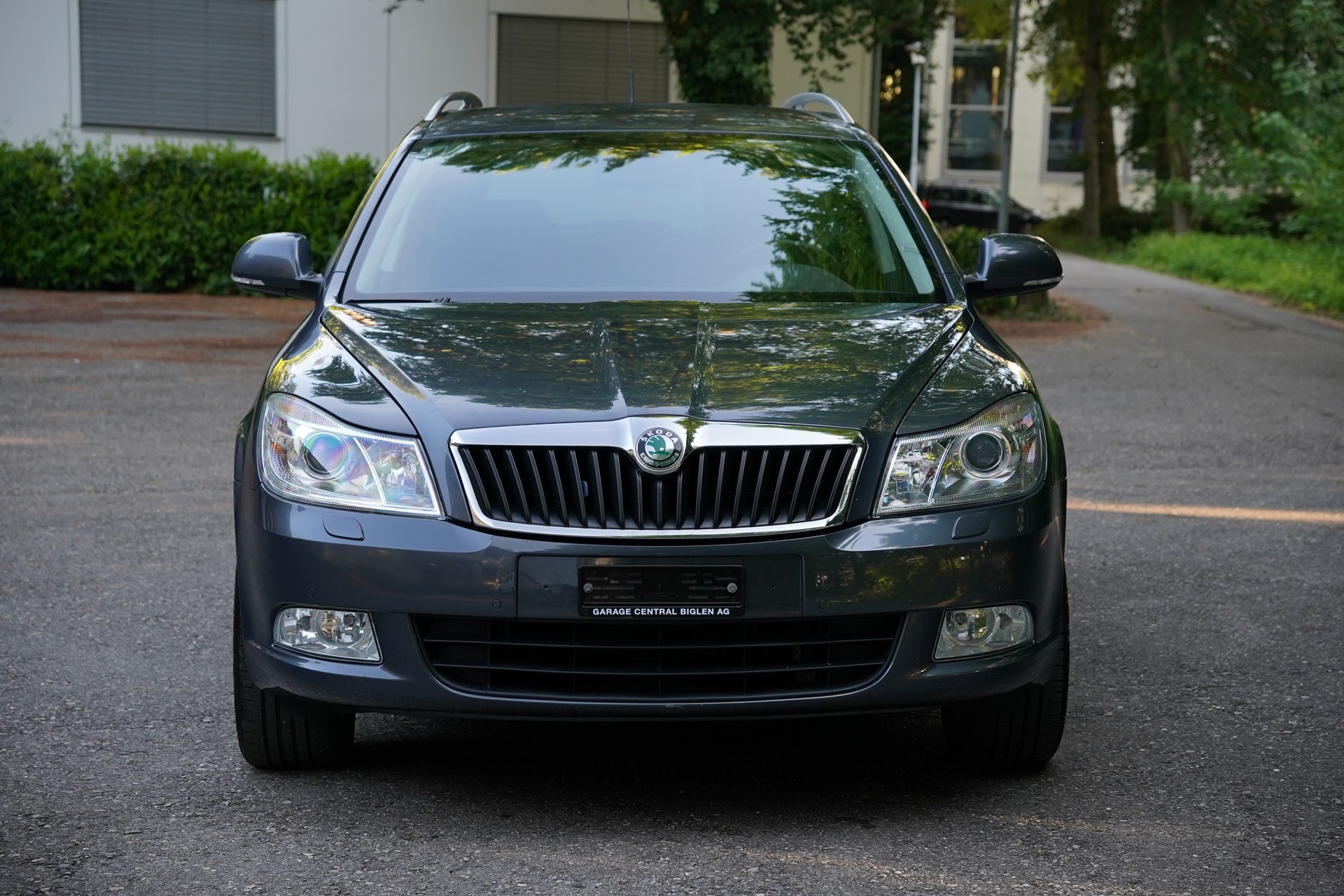 SKODA Octavia Combi 1.8 TSI Laurin & Klement DSG-image-7