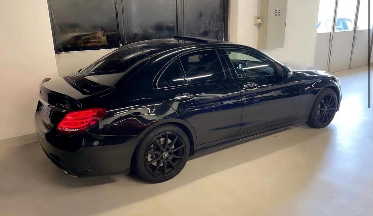MERCEDES-BENZ C 43 AMG 4Matic 9G-Tronic-image-8