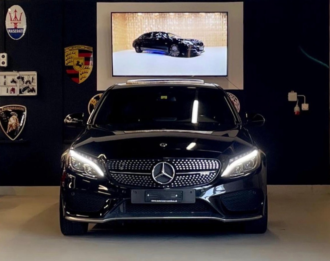 MERCEDES-BENZ C 43 AMG 4Matic 9G-Tronic-image-2