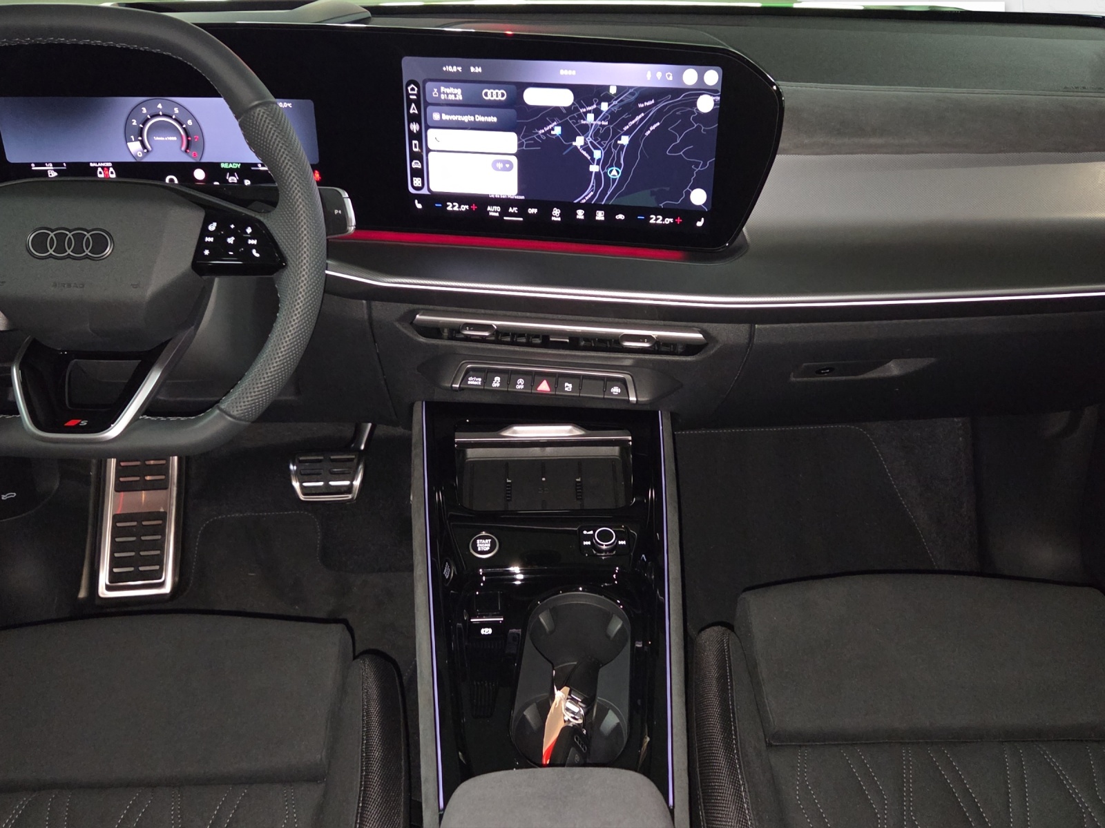 AUDI Q3 Sportback TFSI quattro 195 kW S tronic-image-6