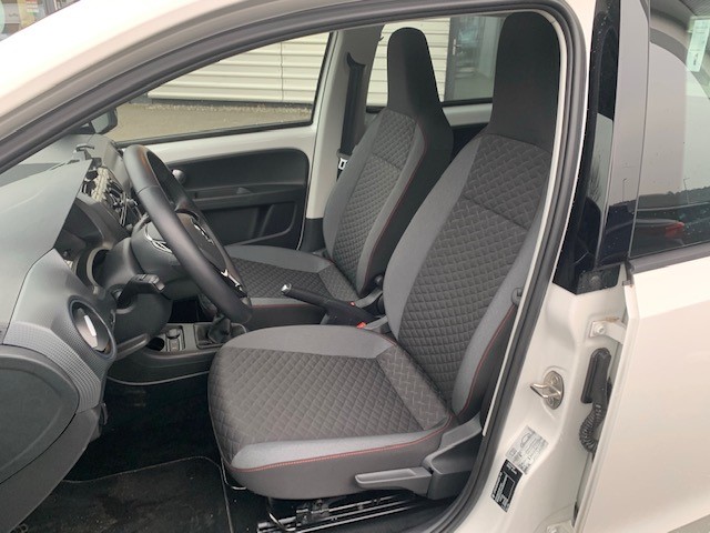 VW Up 1.0 BMT move up-image-3