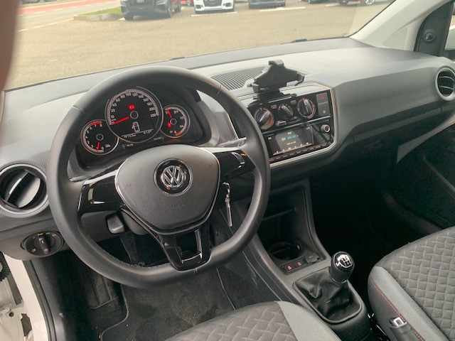 VW Up 1.0 BMT move up-image-4