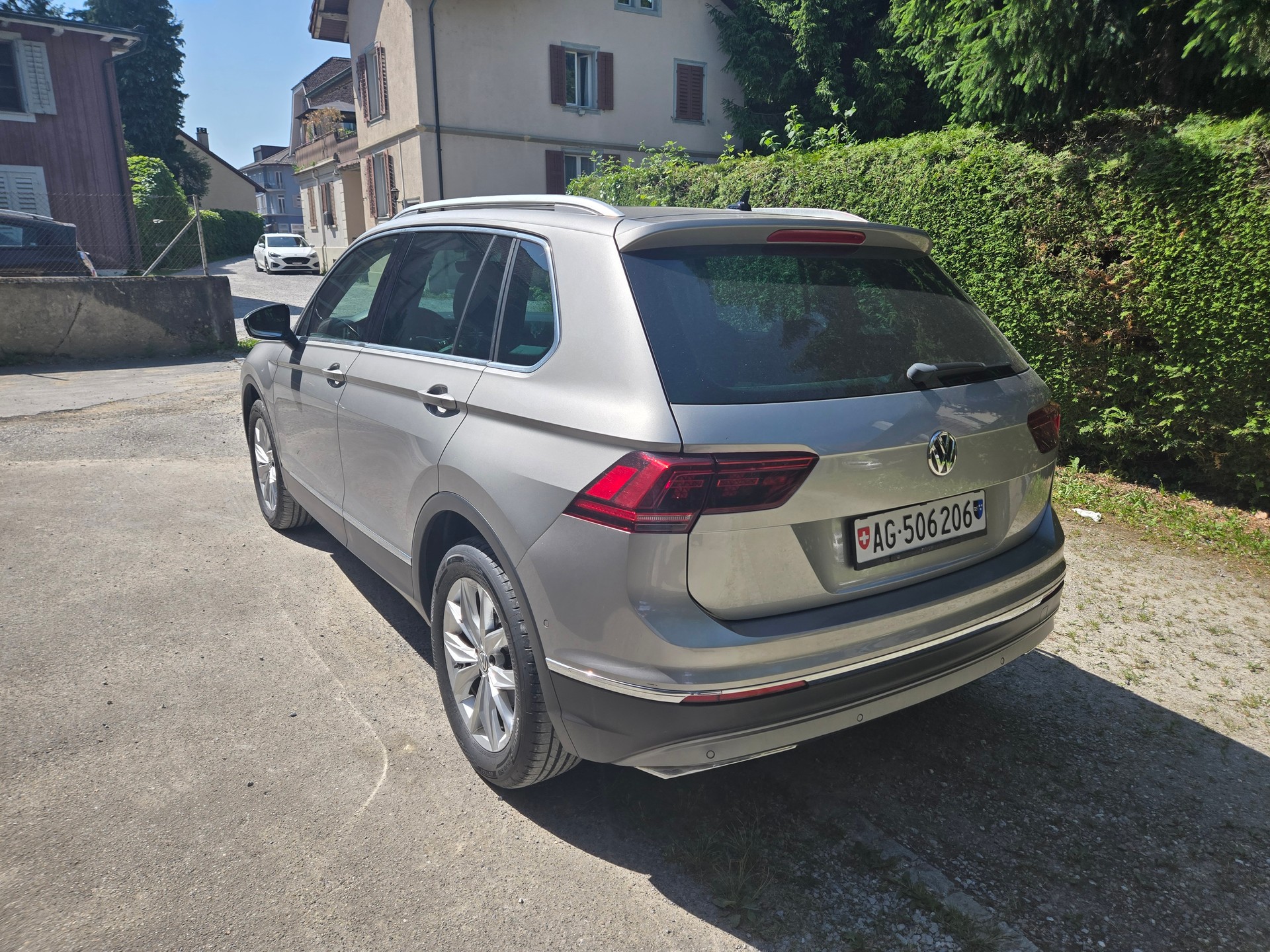 VW Highline-image-5