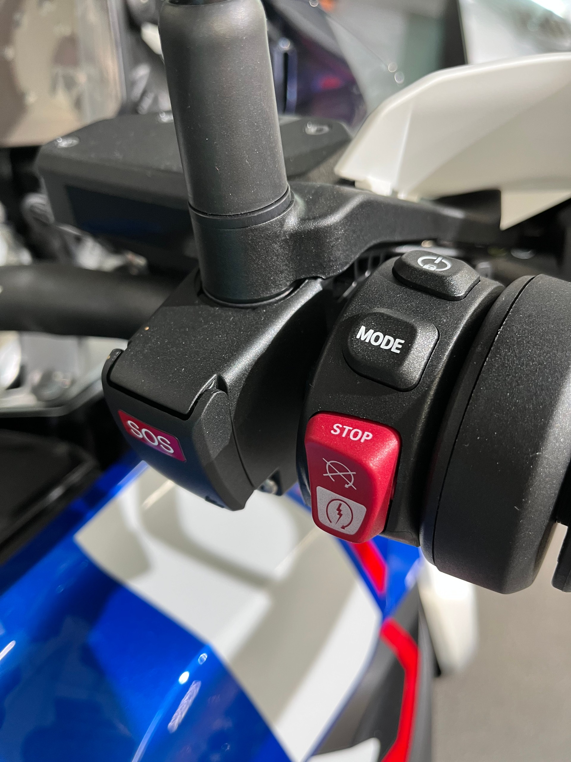 BMW R 1300 GS-image-4