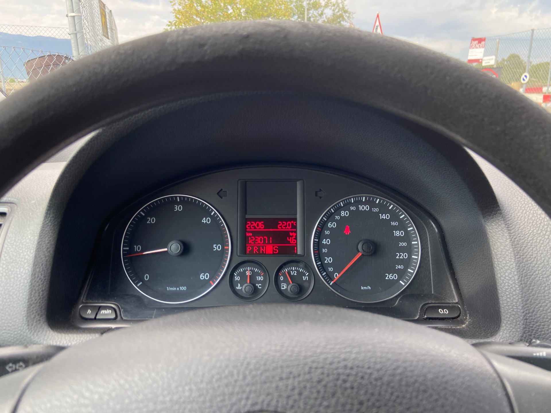 VW Jetta 1.9 TDI Trendline DSG ***Prix Fixe***-image-7