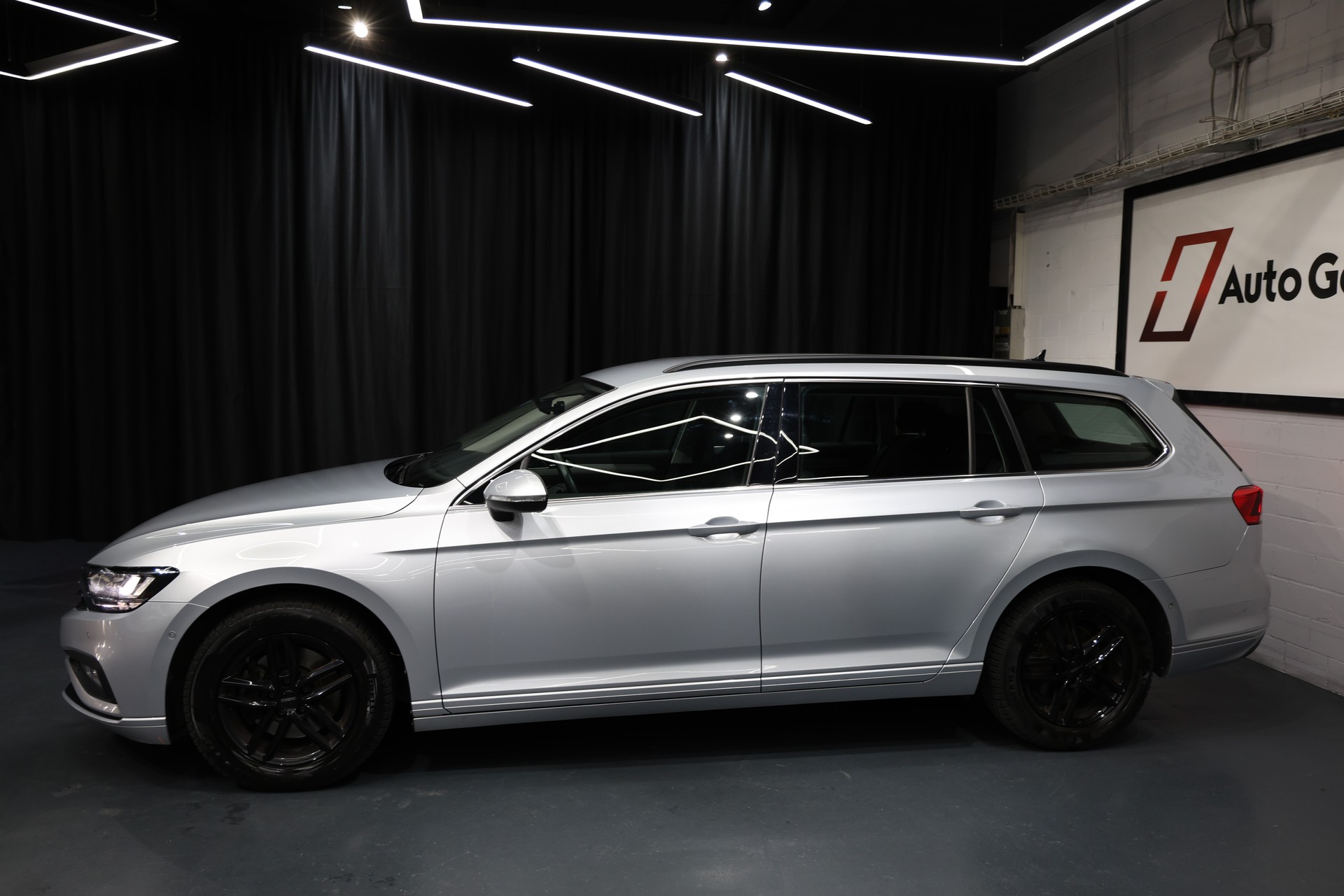 VW Passat 2.0 TDI BMT Business DSG-image-1