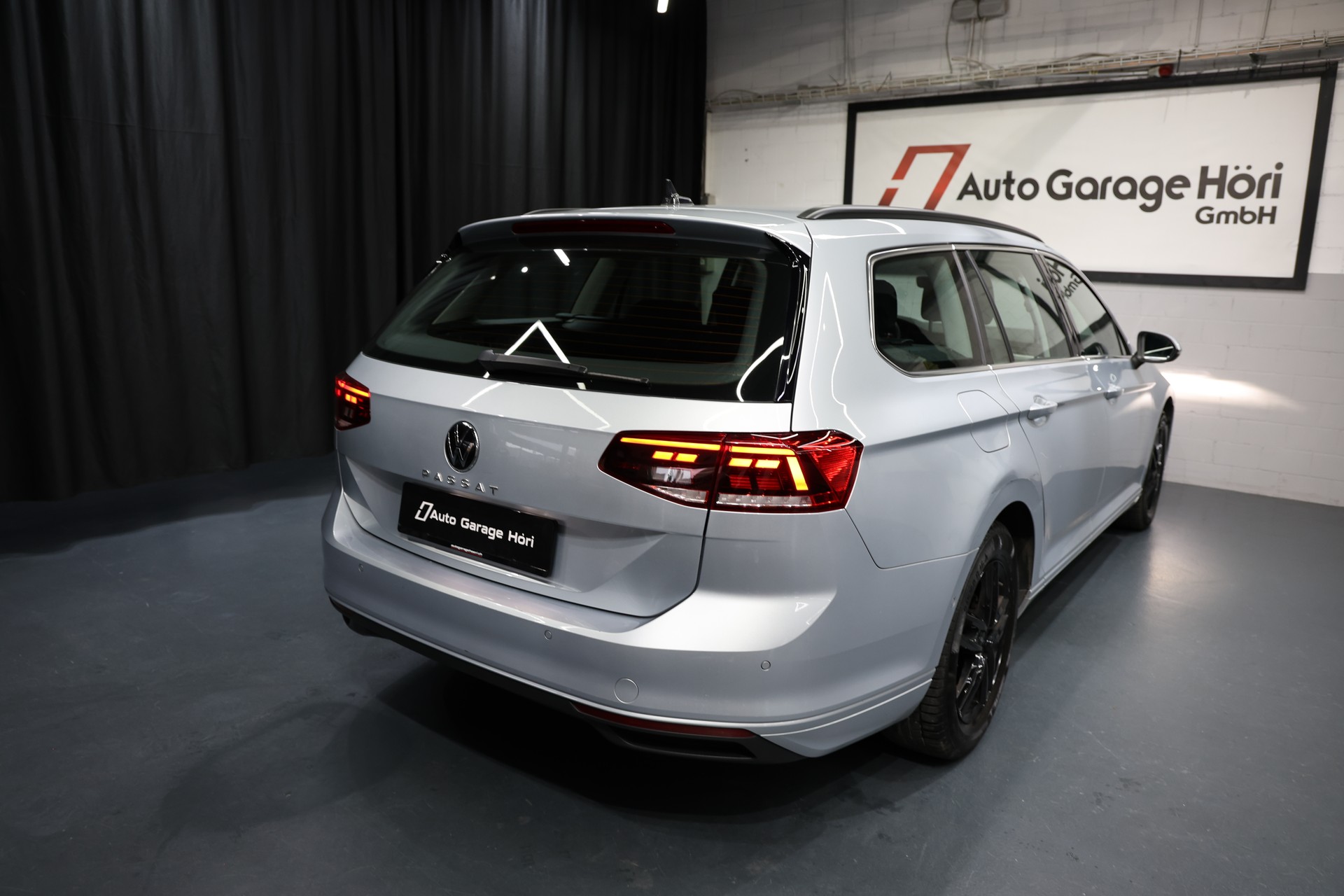 VW Passat 2.0 TDI BMT Business DSG-image-17