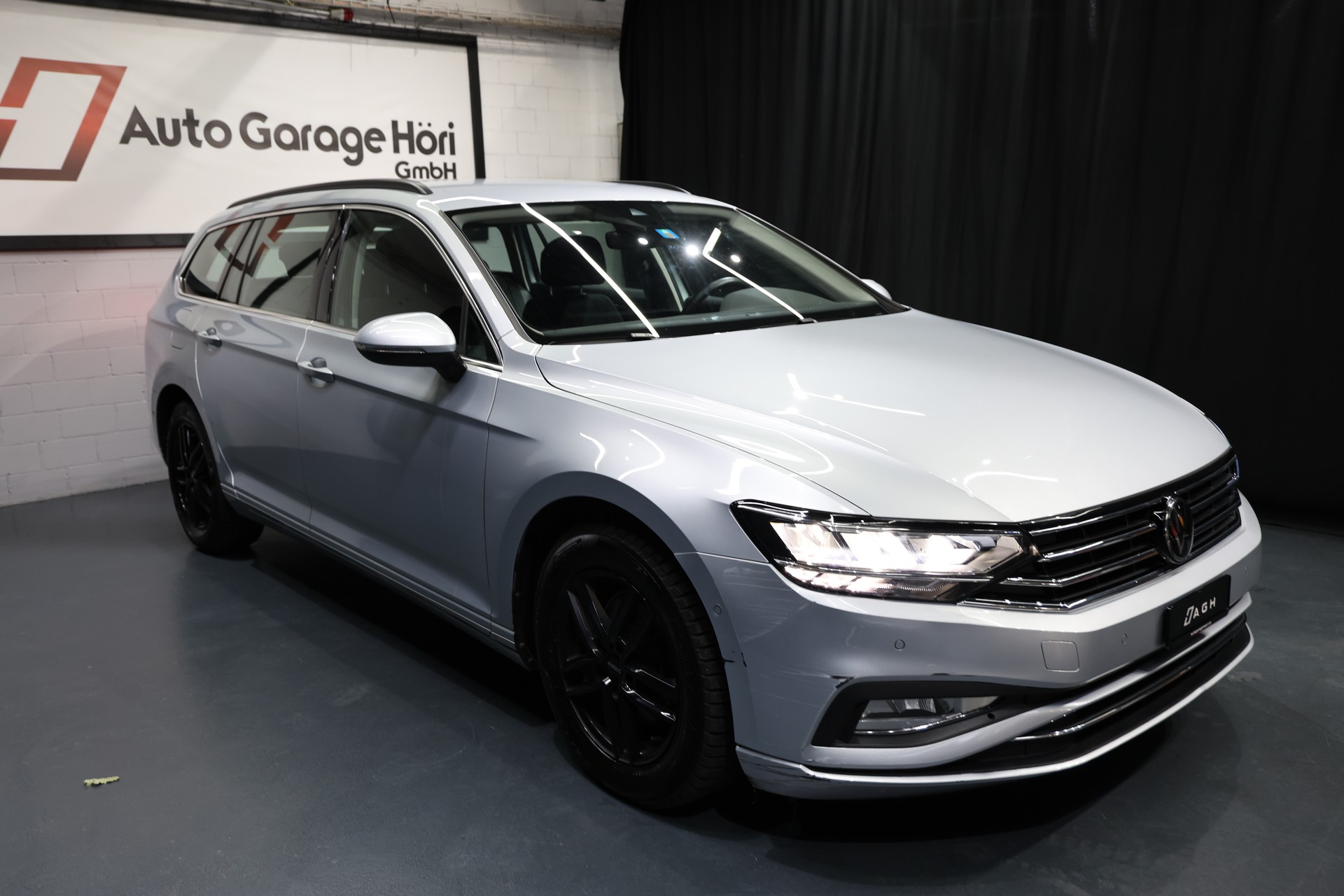 VW Passat 2.0 TDI BMT Business DSG-image-8