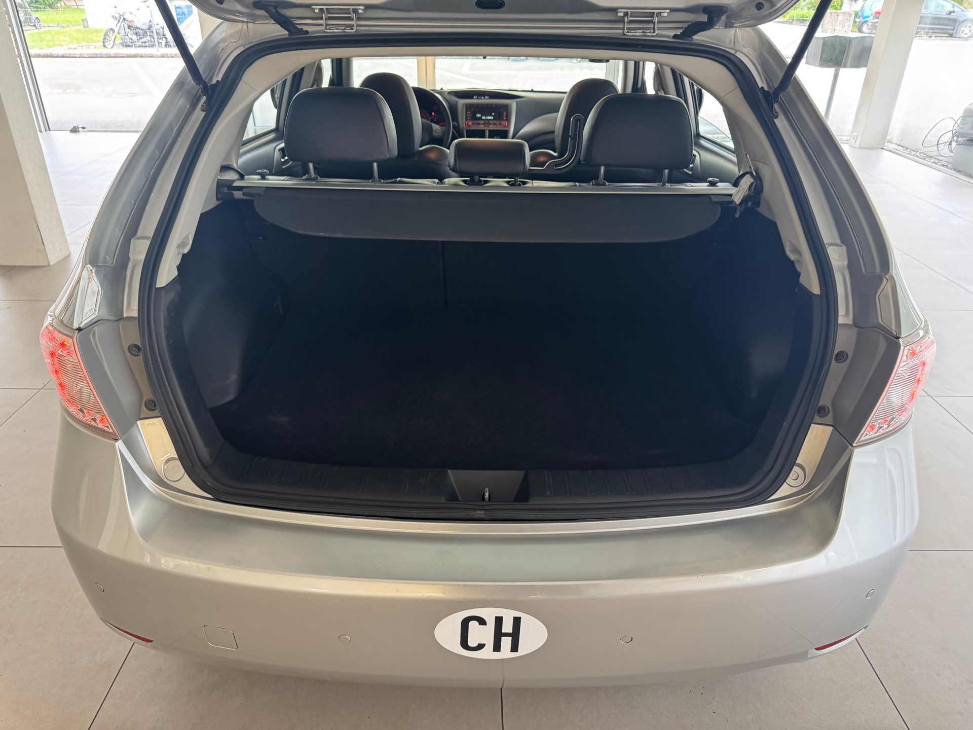 SUBARU Impreza 2.0R Swiss Automatic-image-8