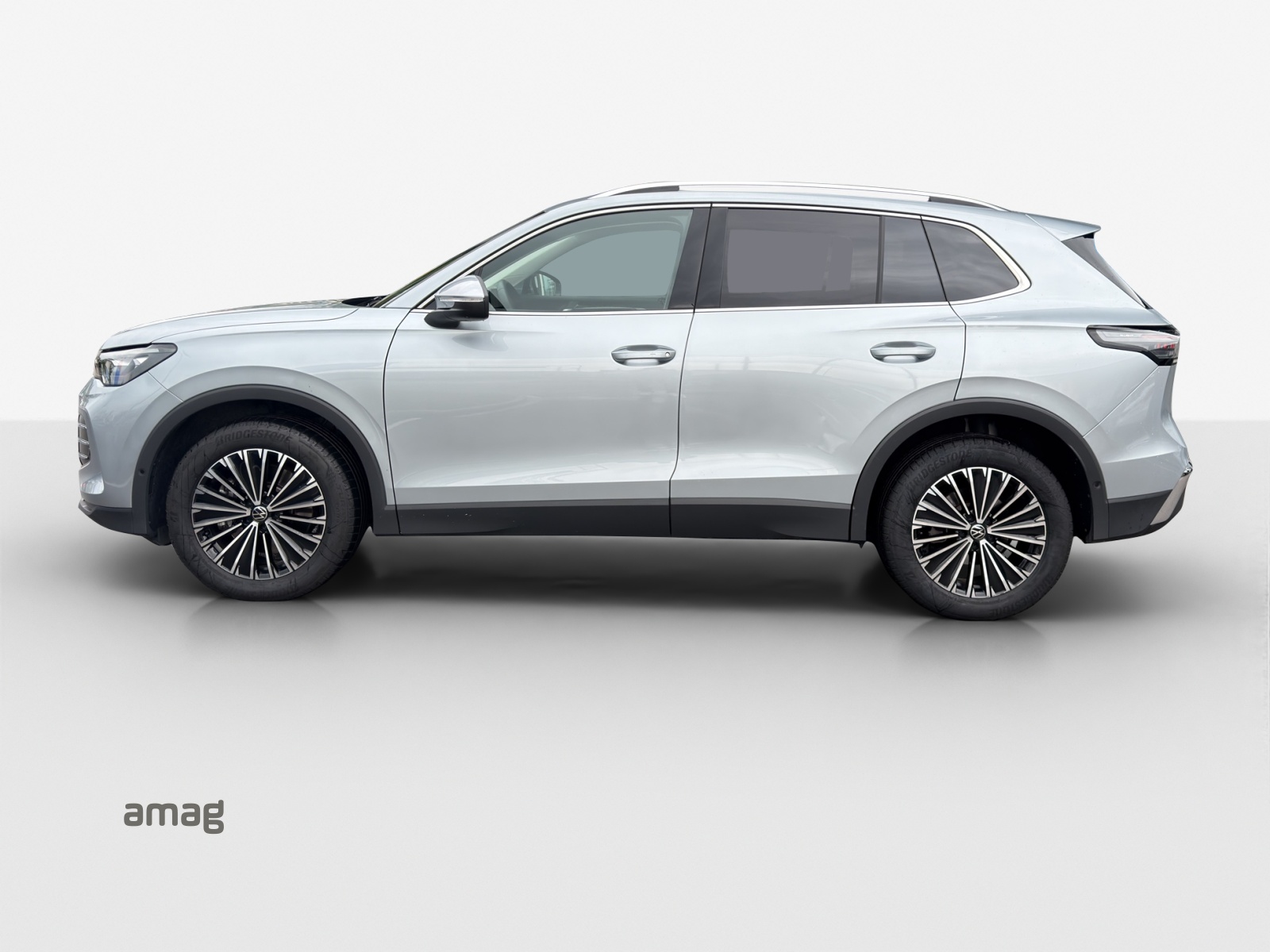 VW Tiguan 2.0 TSI DSG Elegance 4Motion-image-1