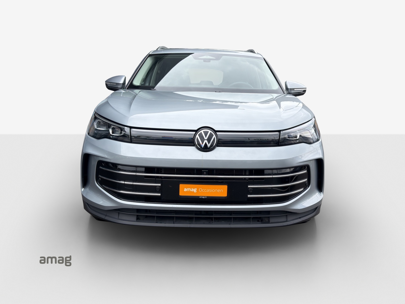 VW Tiguan 2.0 TSI DSG Elegance 4Motion-image-6