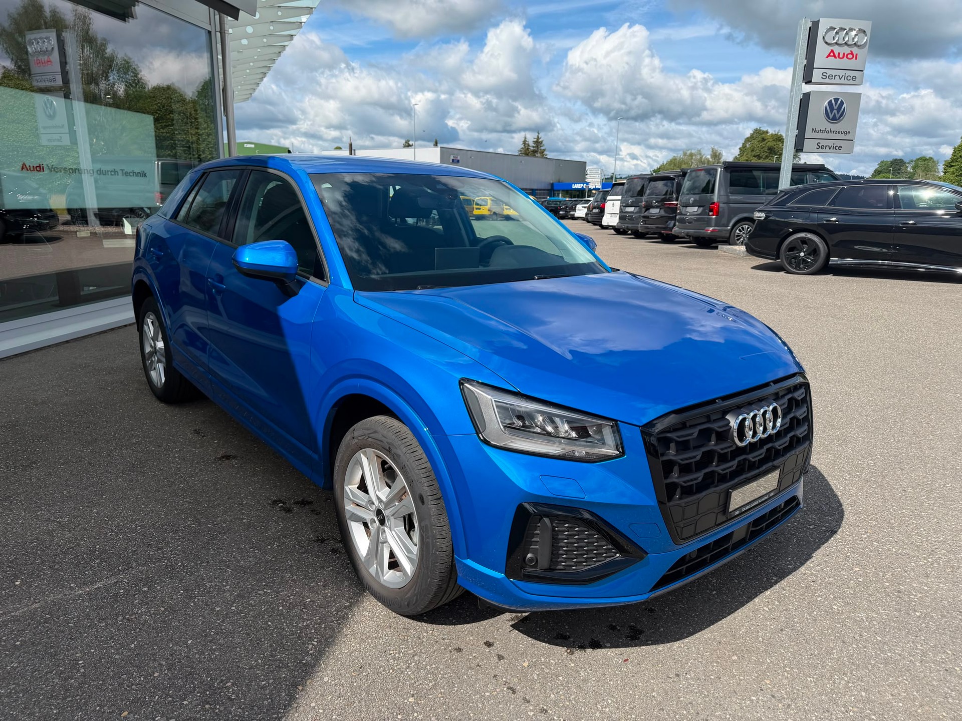 AUDI Q2 35 TFSI advanced-image-6