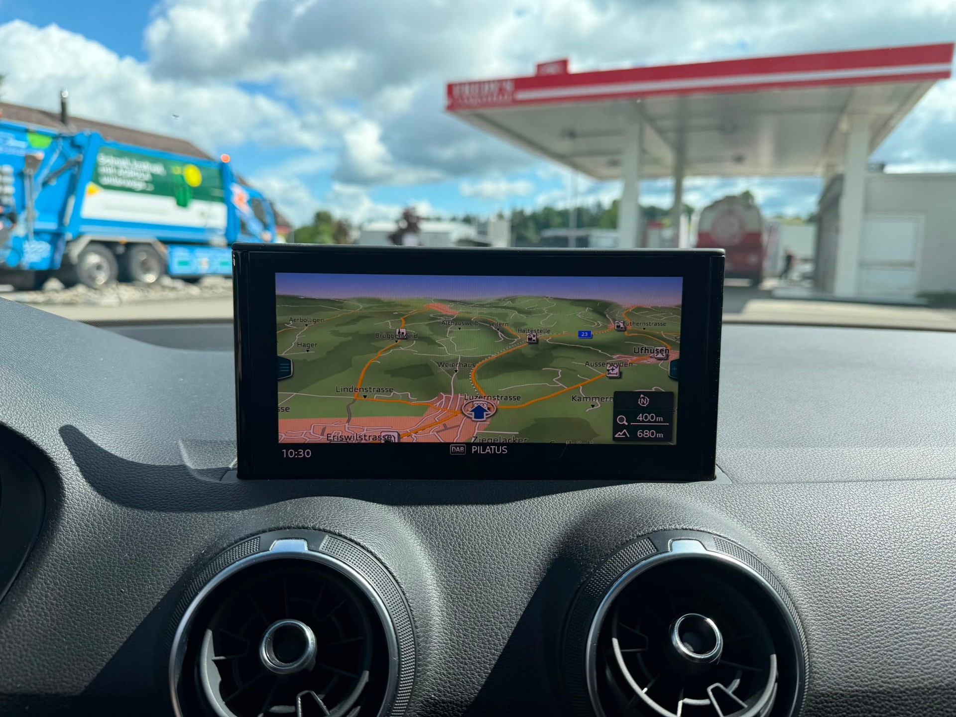 AUDI Q2 35 TFSI advanced-image-18