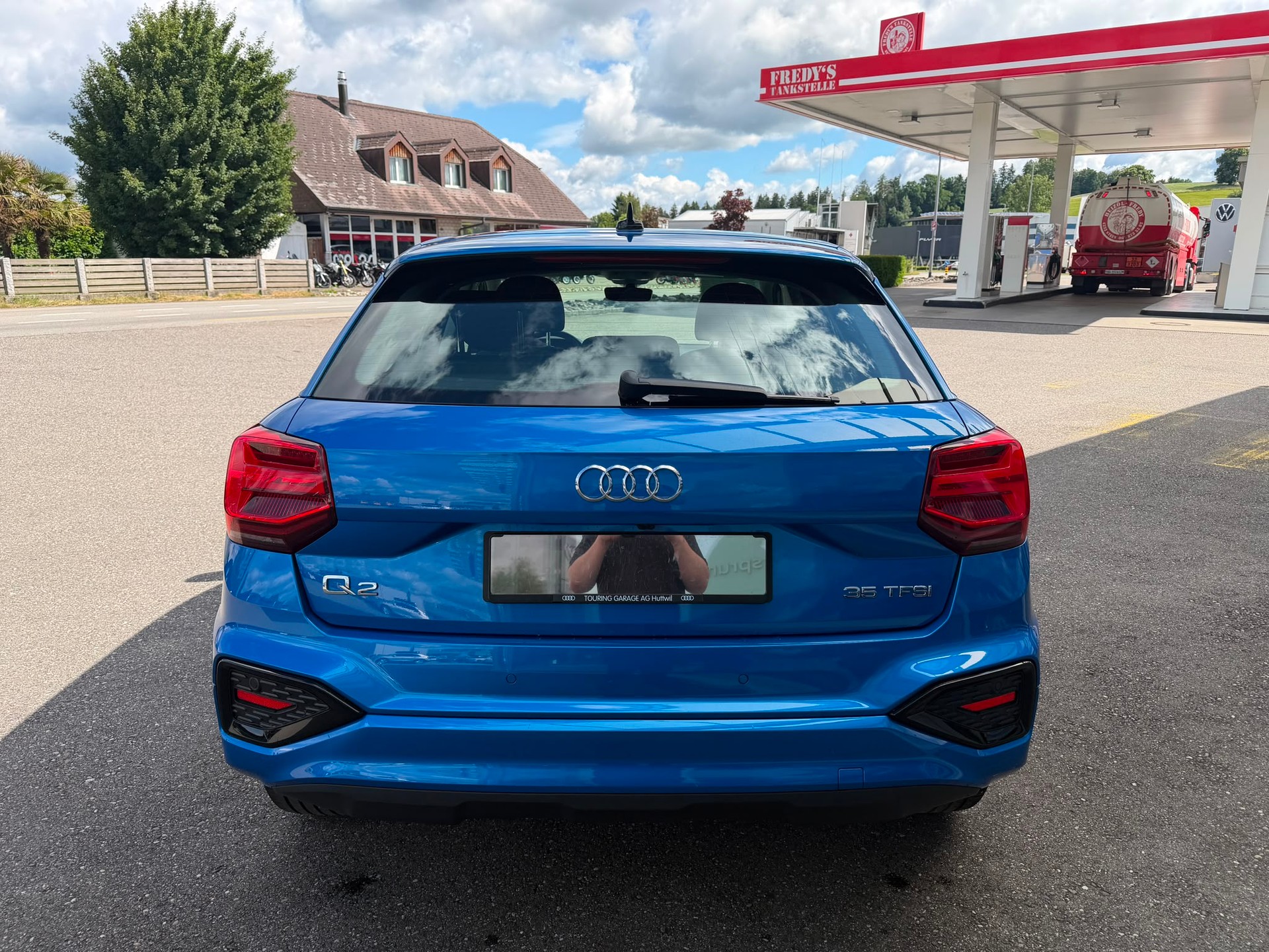 AUDI Q2 35 TFSI advanced-image-3