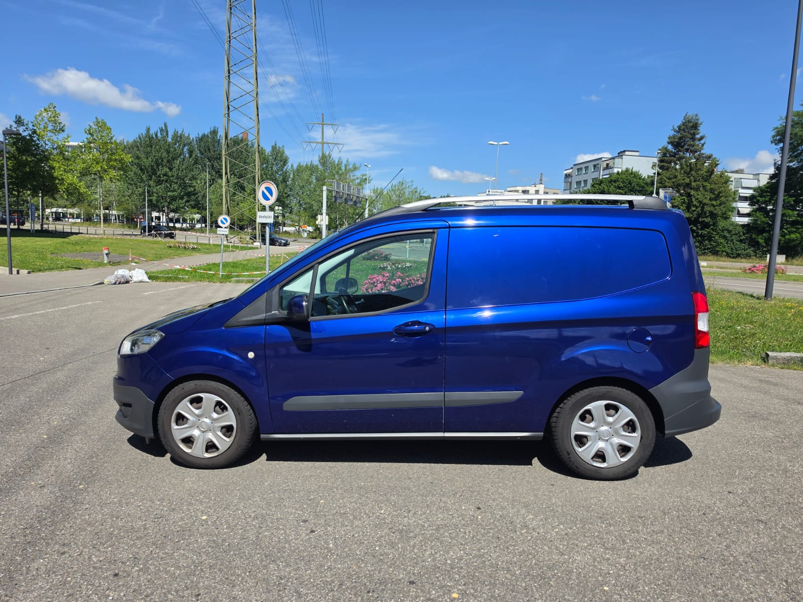 FORD 1.0 EcoB Trend-image-1