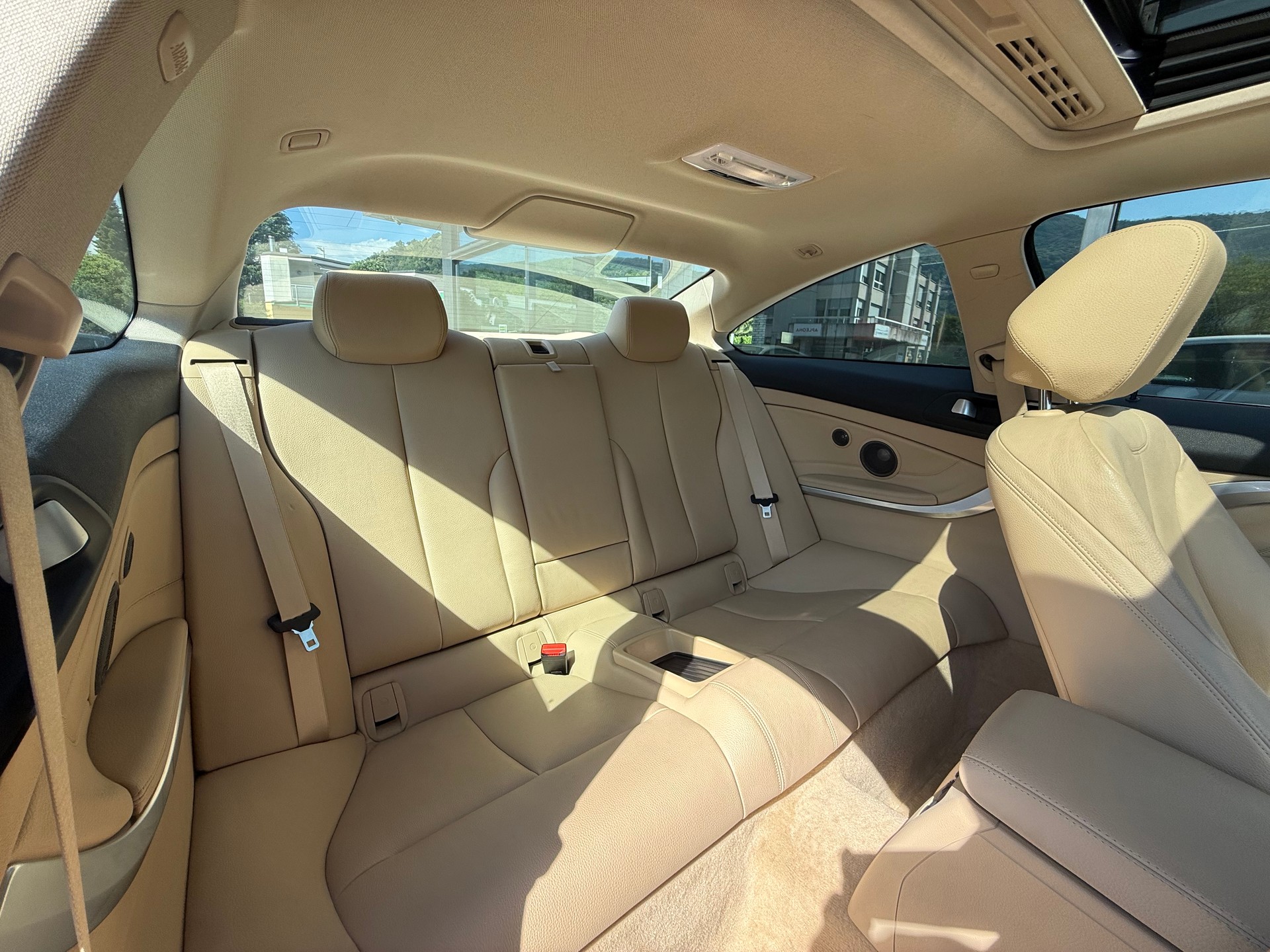 BMW 440i Coupé xDrive Luxury Line Steptronic-image-16