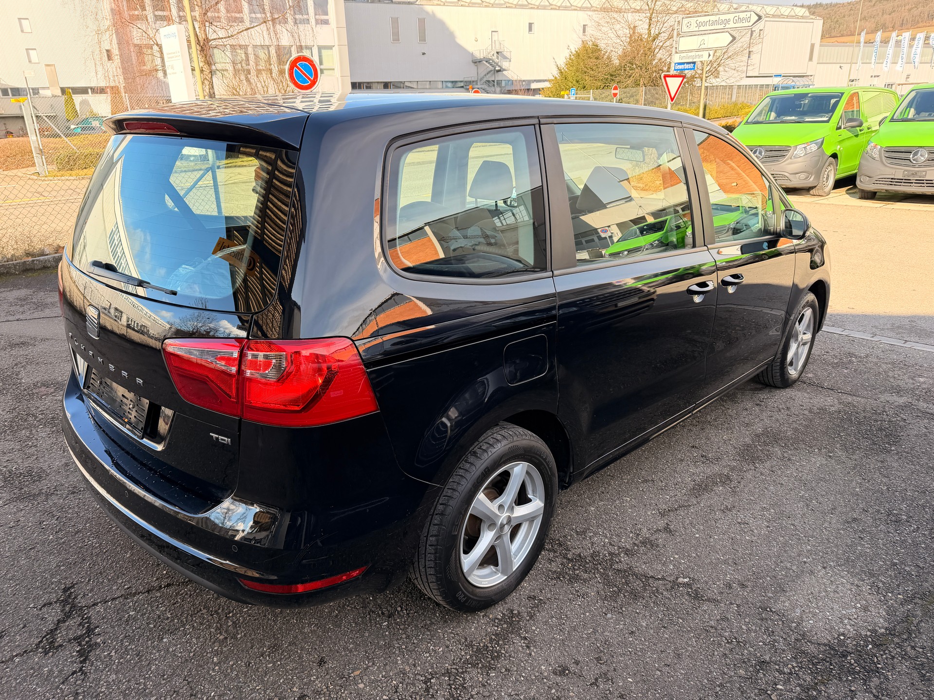 SEAT Alhambra 2.0 TDI Style ITECH Eco DSG-image-4