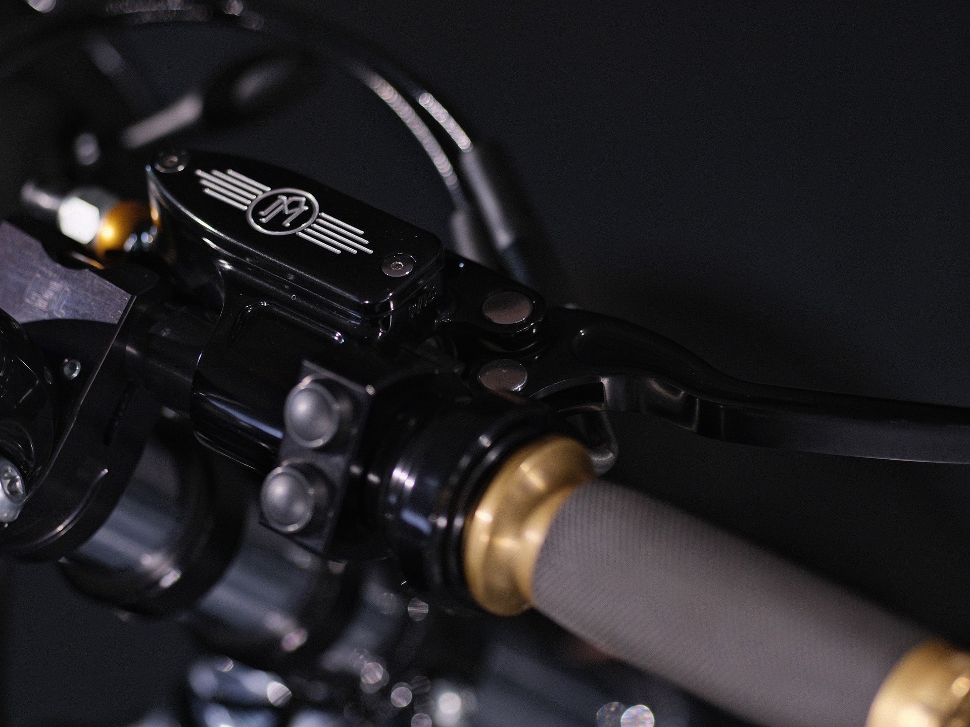 HARLEY-DAVIDSON XL 1200 X Forty Eight-image-11