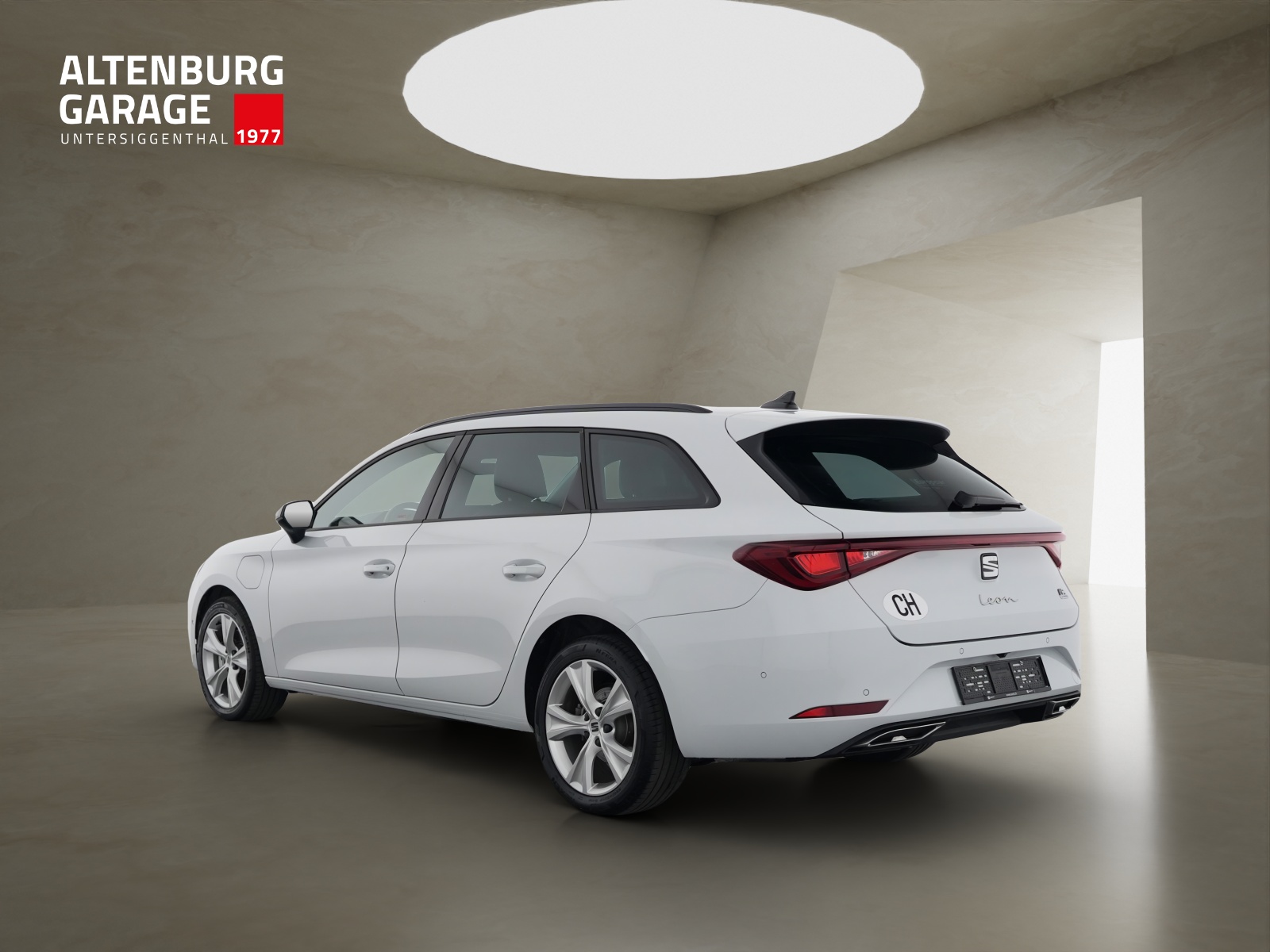 SEAT Leon ST 1.5 eHybrid FR DSG-image-2